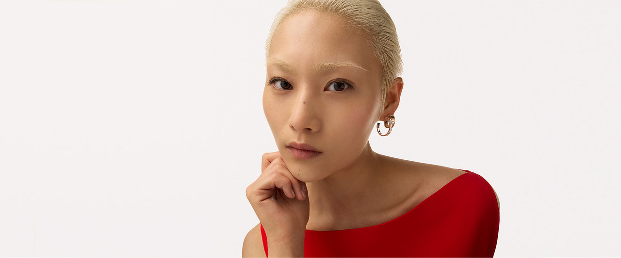 JEWELRY_TOP-BANNER_LOVE-EARRINGS