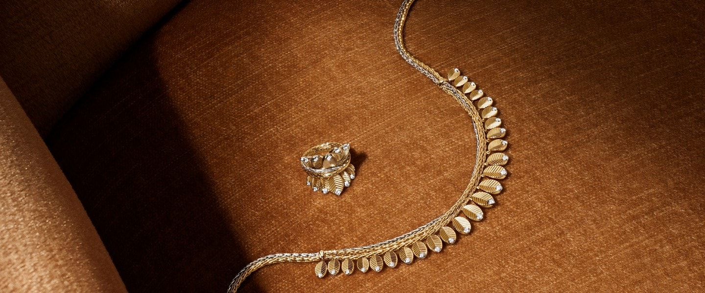 Grain de Café necklaces