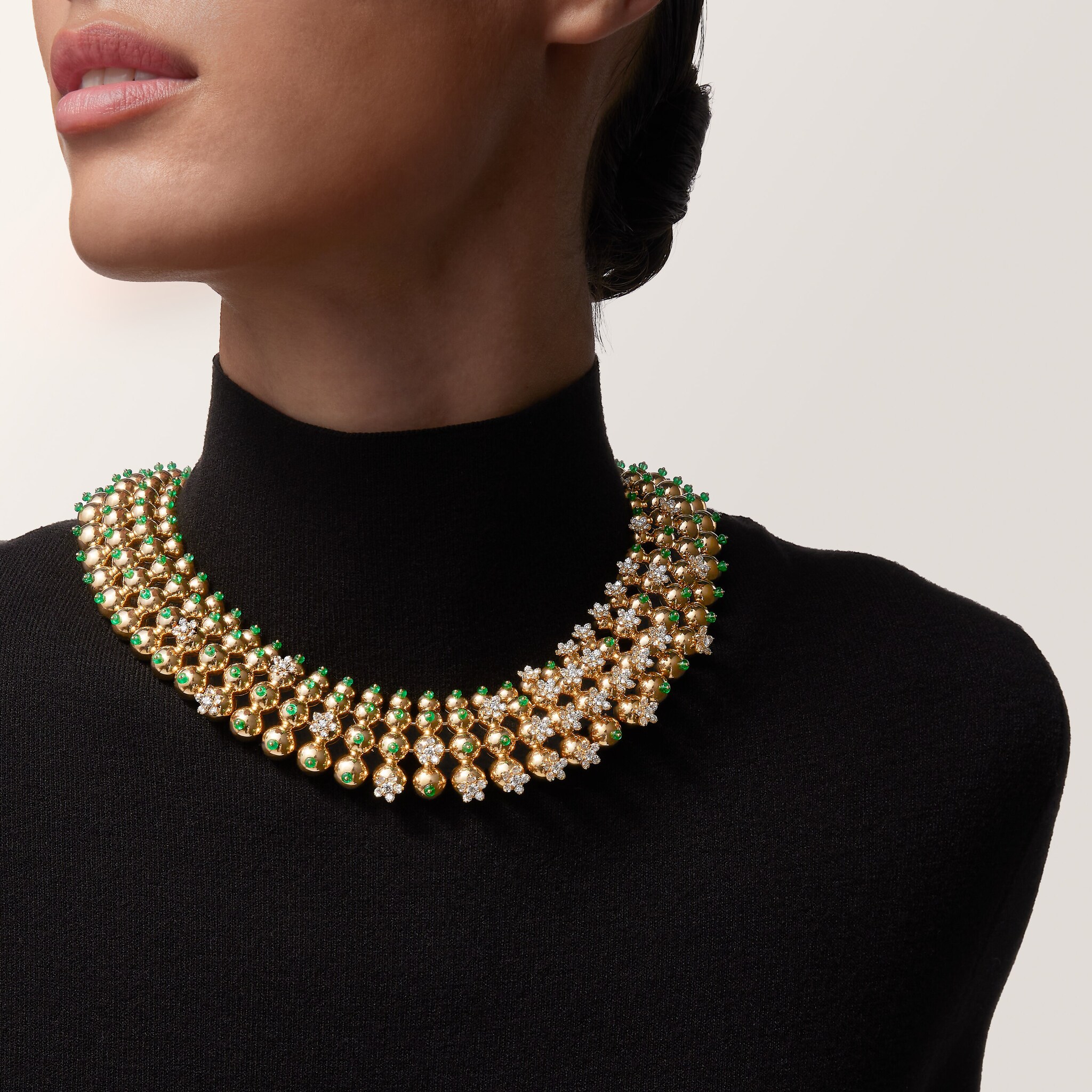 Cactus de Cartier necklace, emerald beads, diamonds