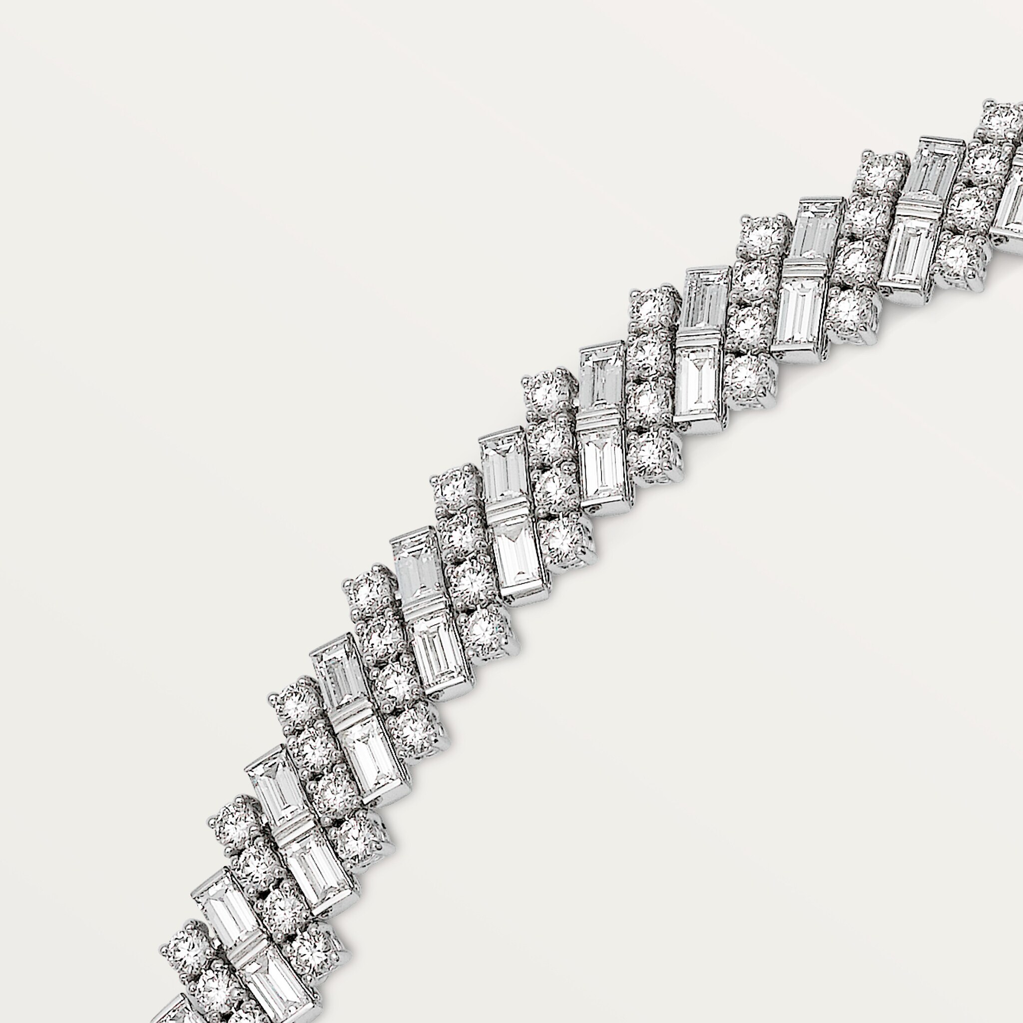 Reflection de Cartier necklace, diamonds