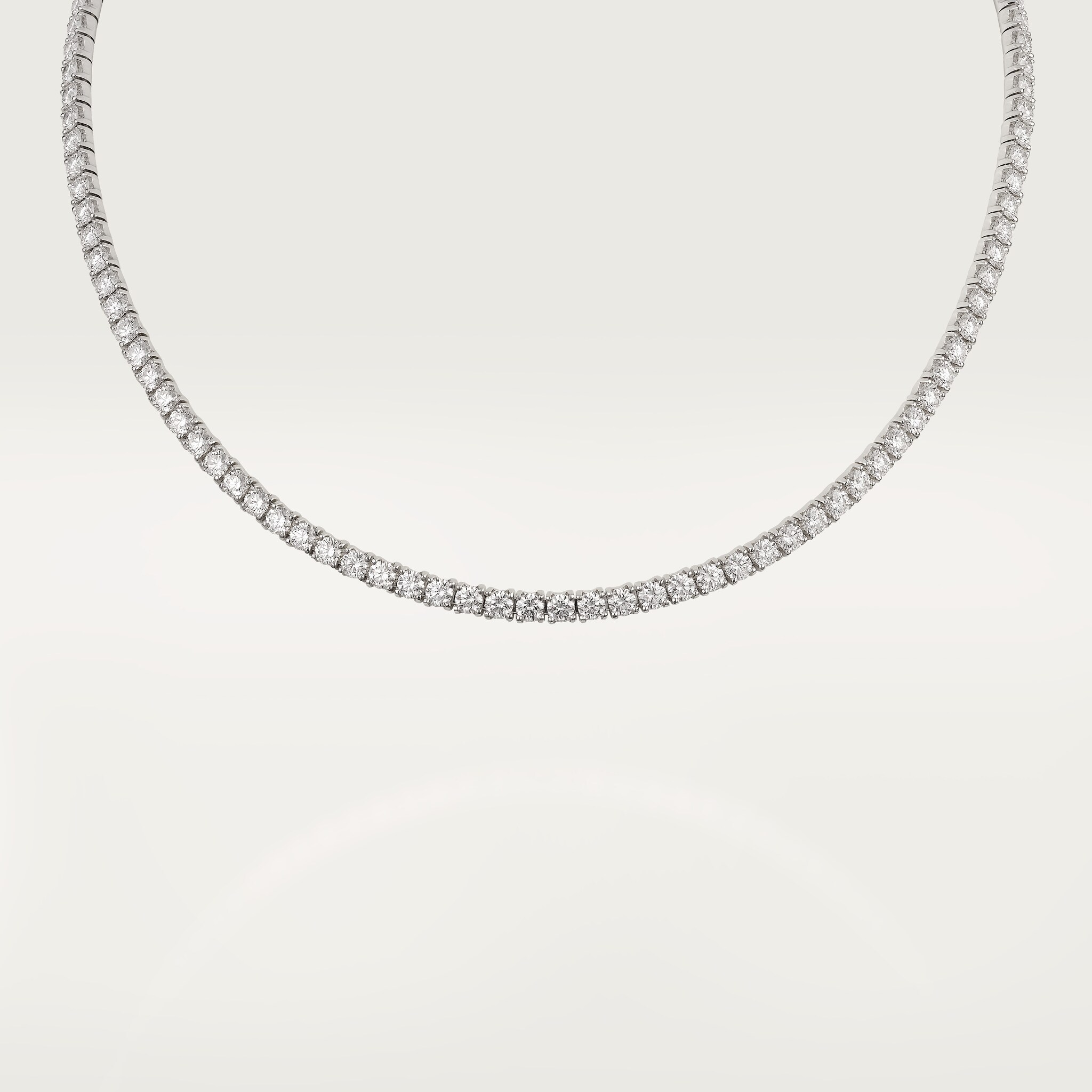 Lignes Essentielles necklace, brilliant-cut diamonds