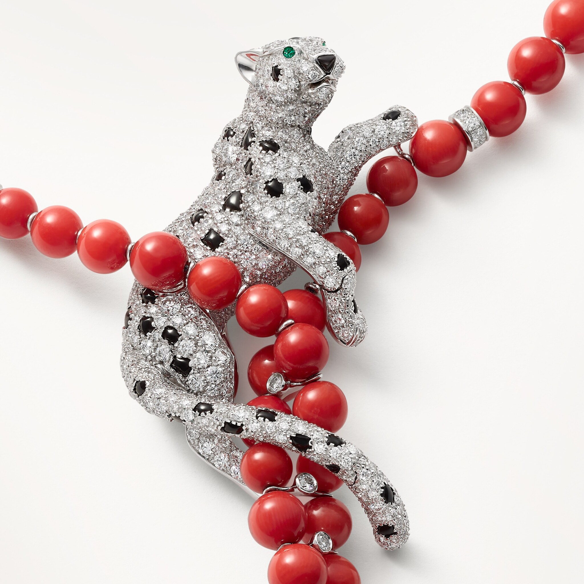 Panth&egrave;re de Cartier necklace, coral, paved , image 6