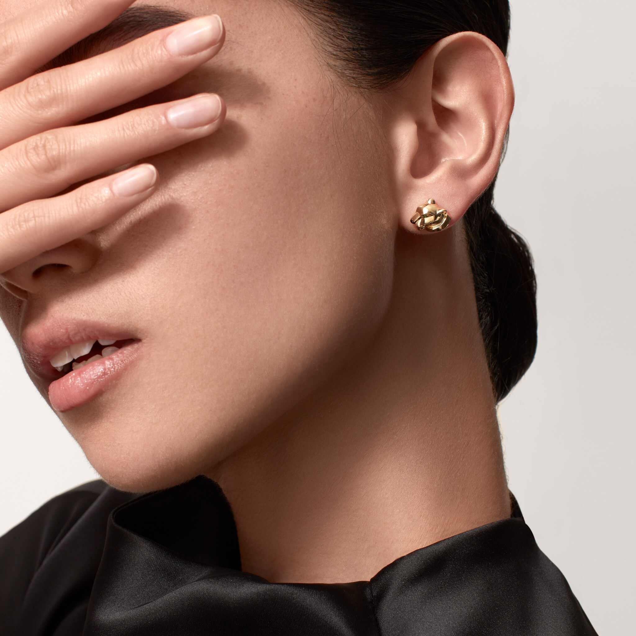 Panth&egrave;re de Cartier stud earrings