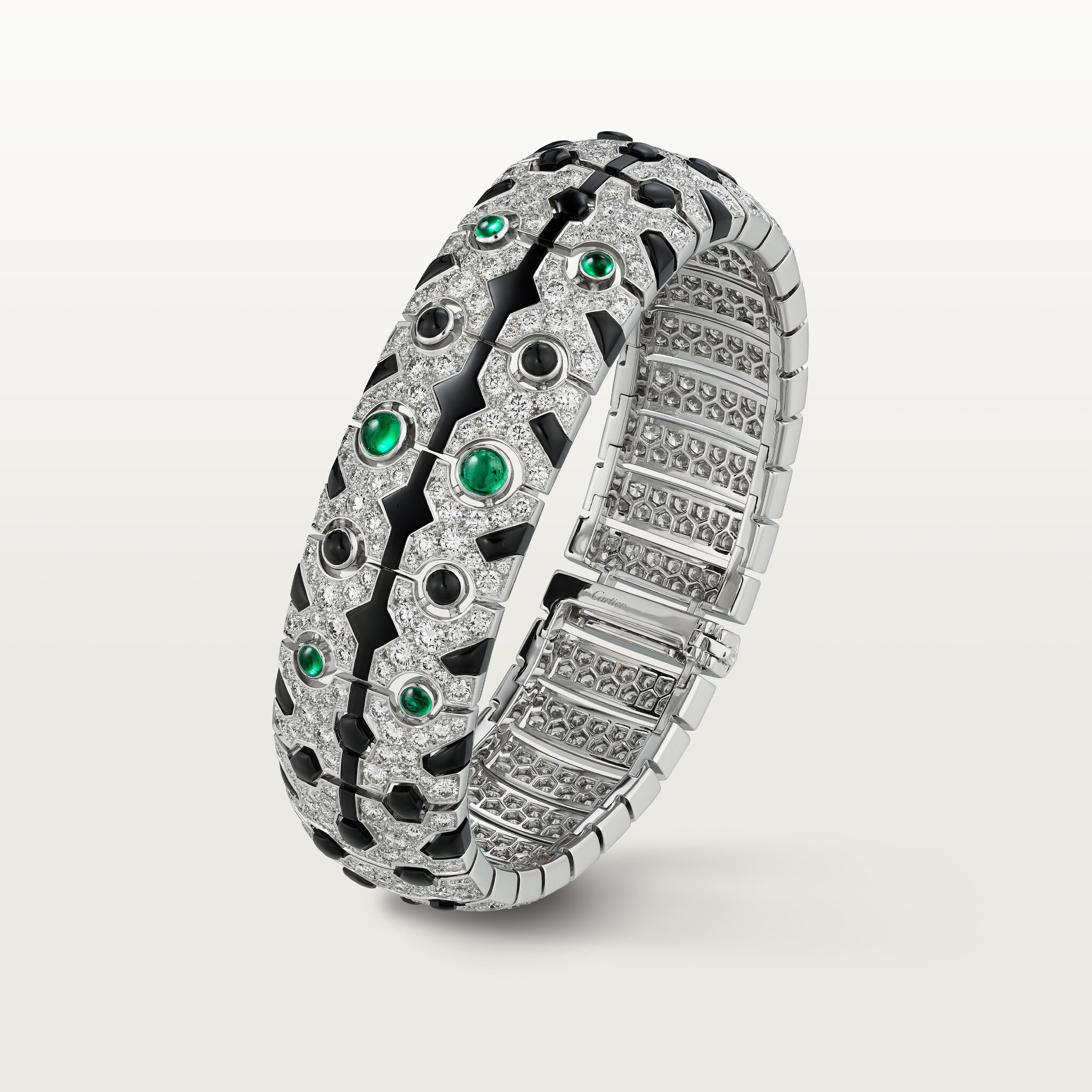 Panth&egrave;re de Cartier cuff, emerald, paved