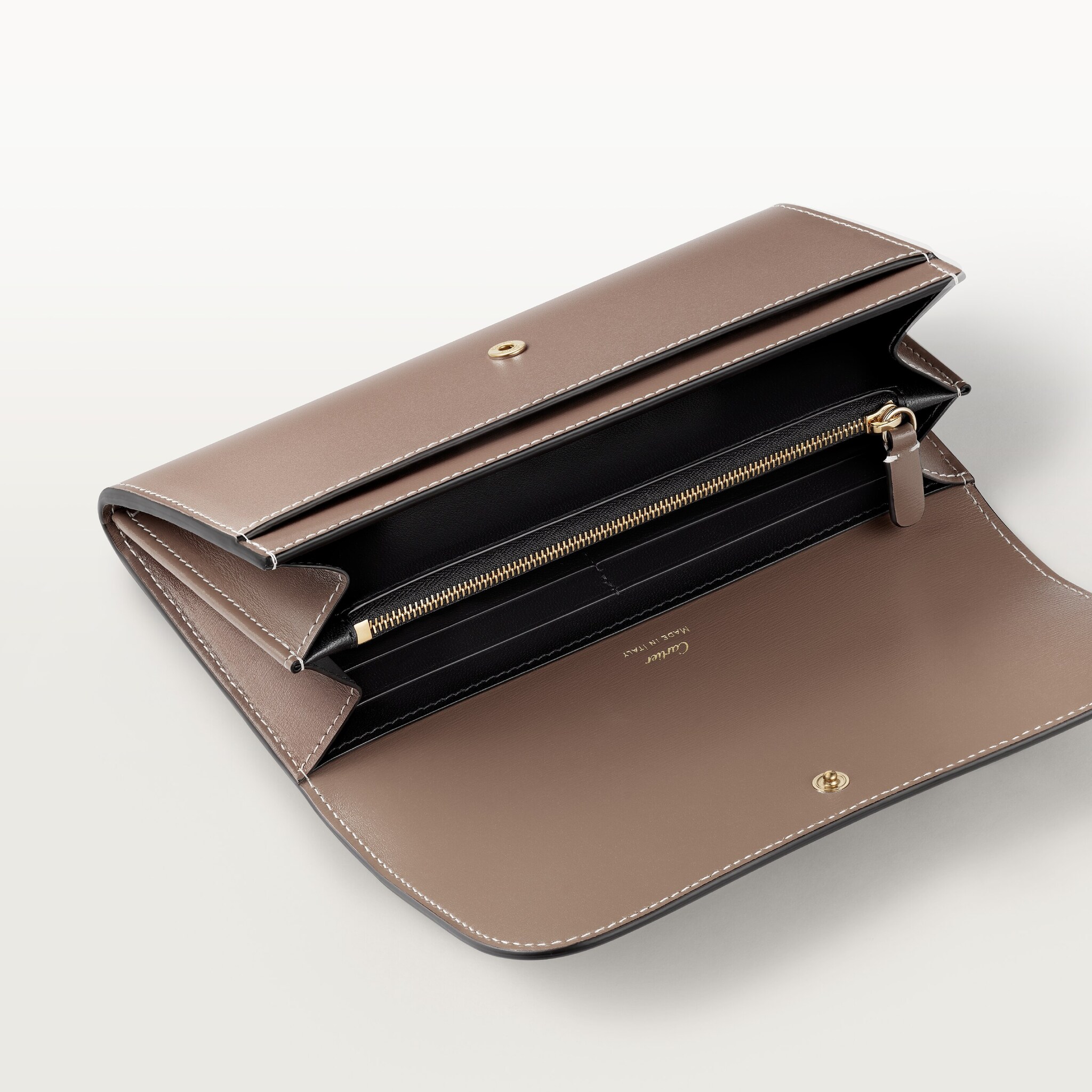 Wallet, Panth&egrave;re