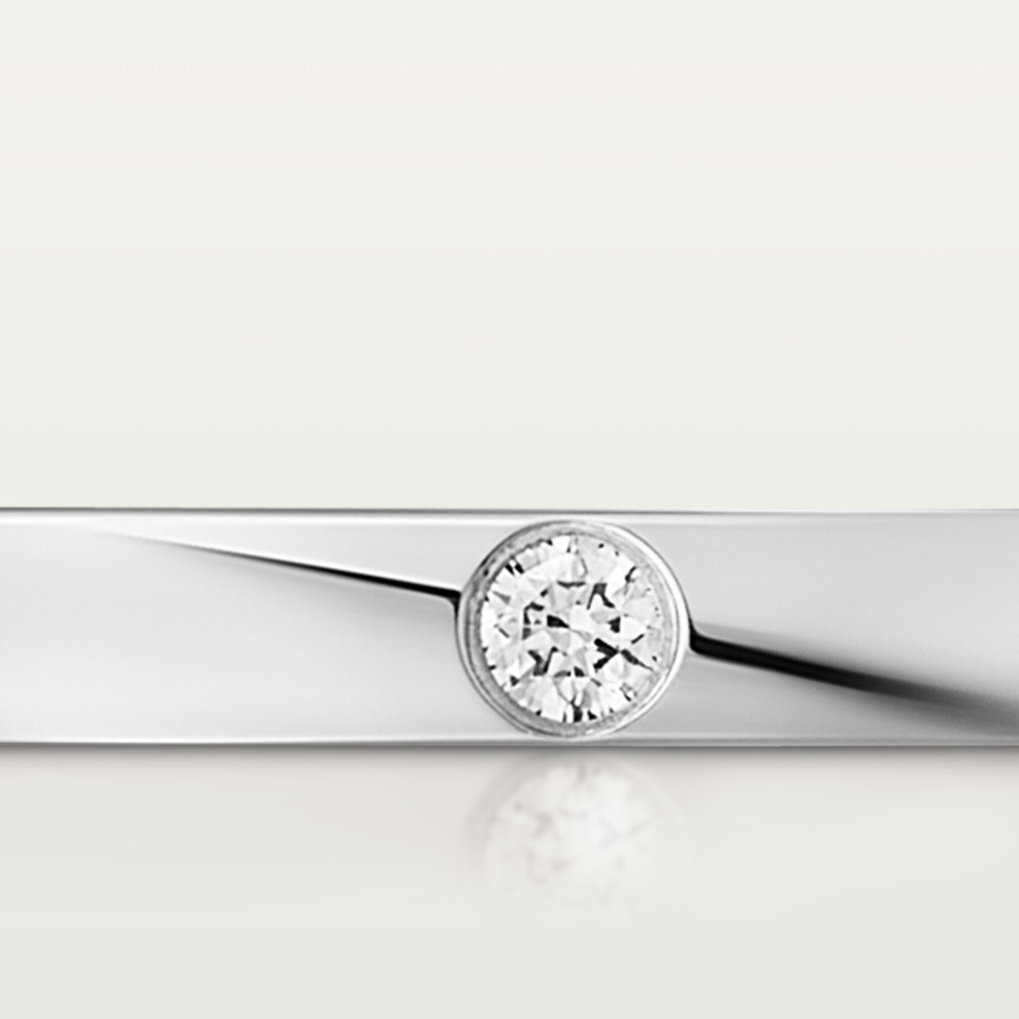 Ballerine wedding band, 2.1 mm width, 1 diamond