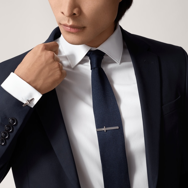 カルティエ ネクタイピン Santos de Cartier tie clip Santos de Cartier tie clip - Cufflinks | Cartier KWT