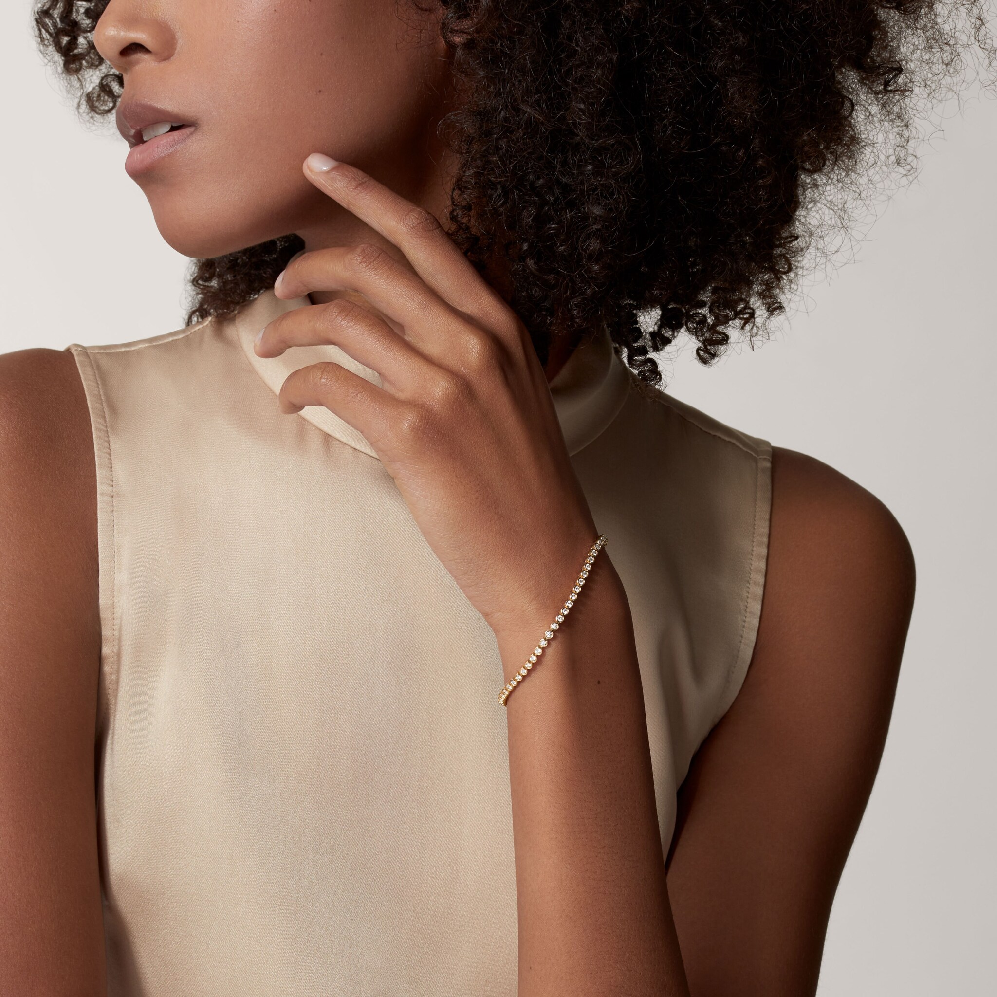 Lignes Essentielles bracelet, brilliant-cut diamonds