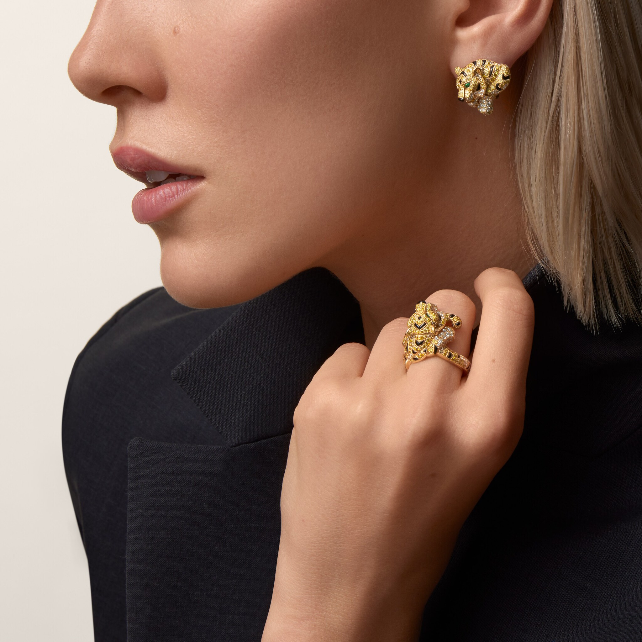 Faune et Flore de Cartier earrings, yellow, orange and brown diamonds, paved