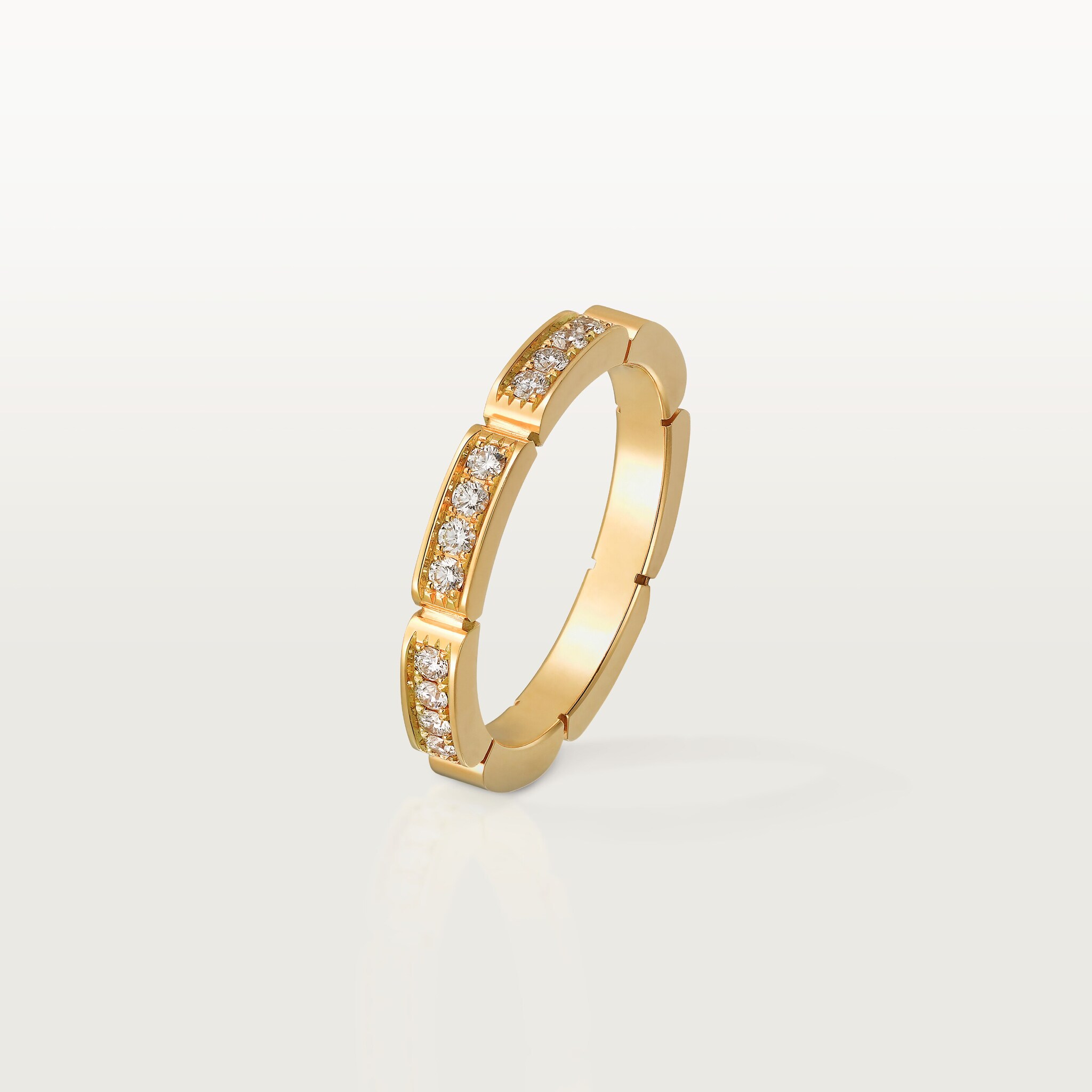 Maillon Panth&egrave;re wedding band, half-paved