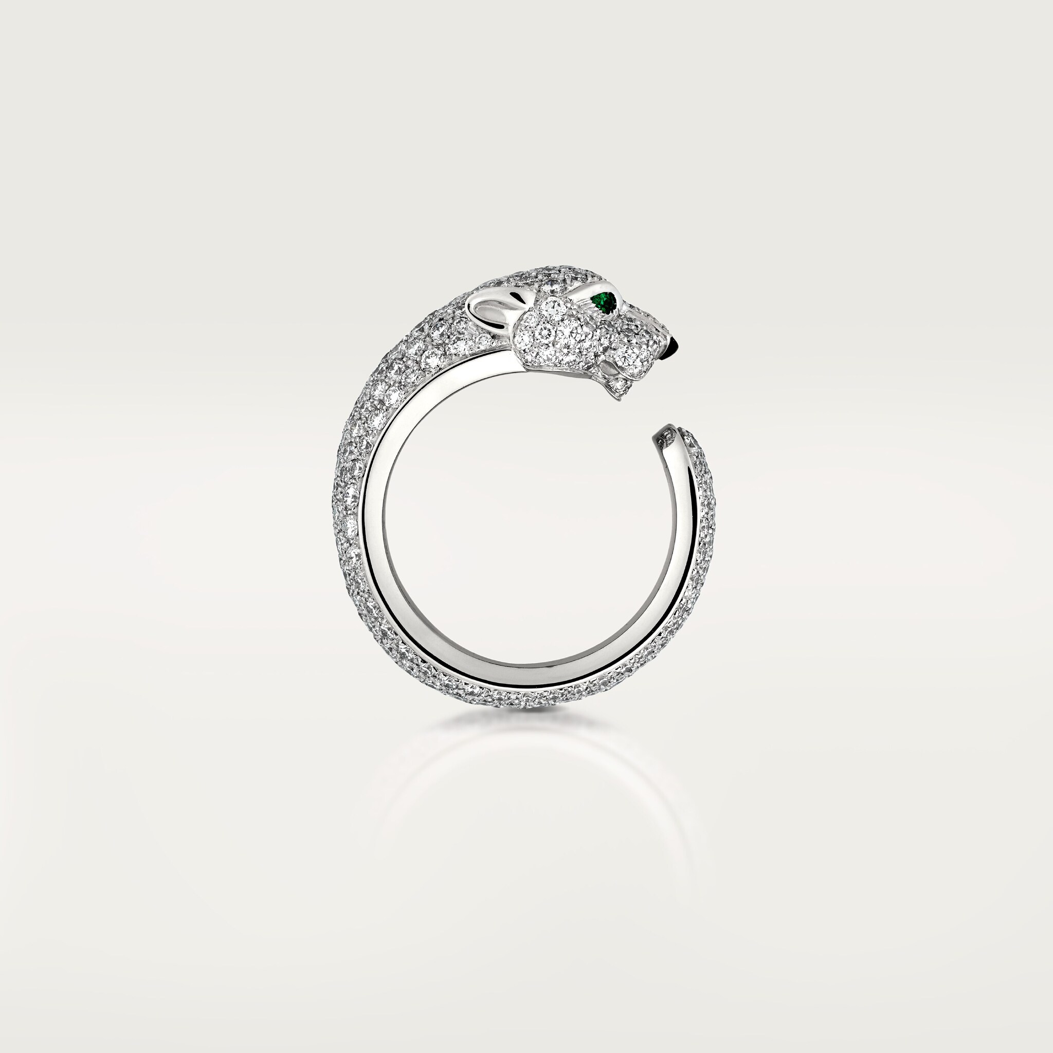 Panth&egrave;re de Cartier ring, medium model, paved