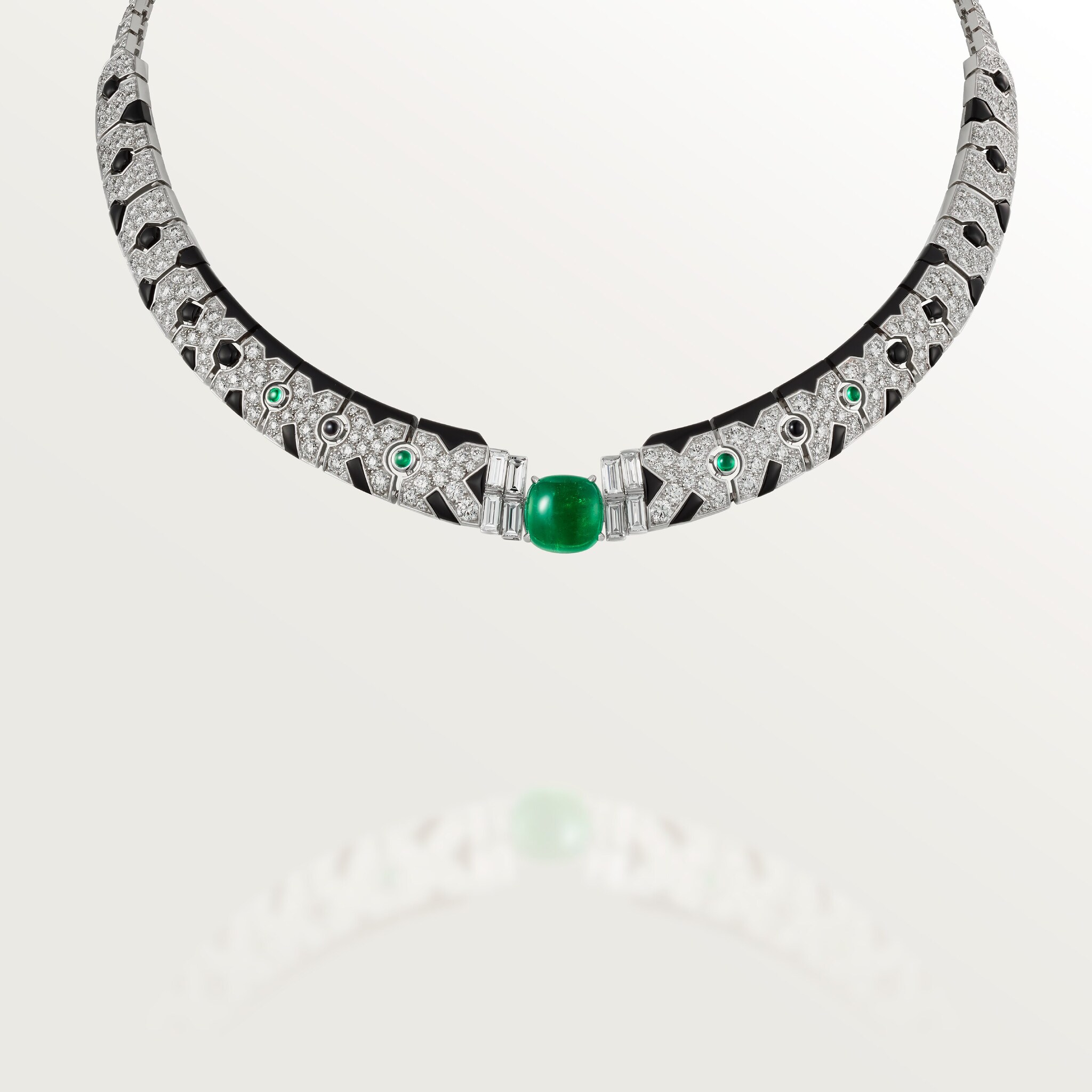 Panth&egrave;re de Cartier necklace, cabochon-cut emerald, paved 