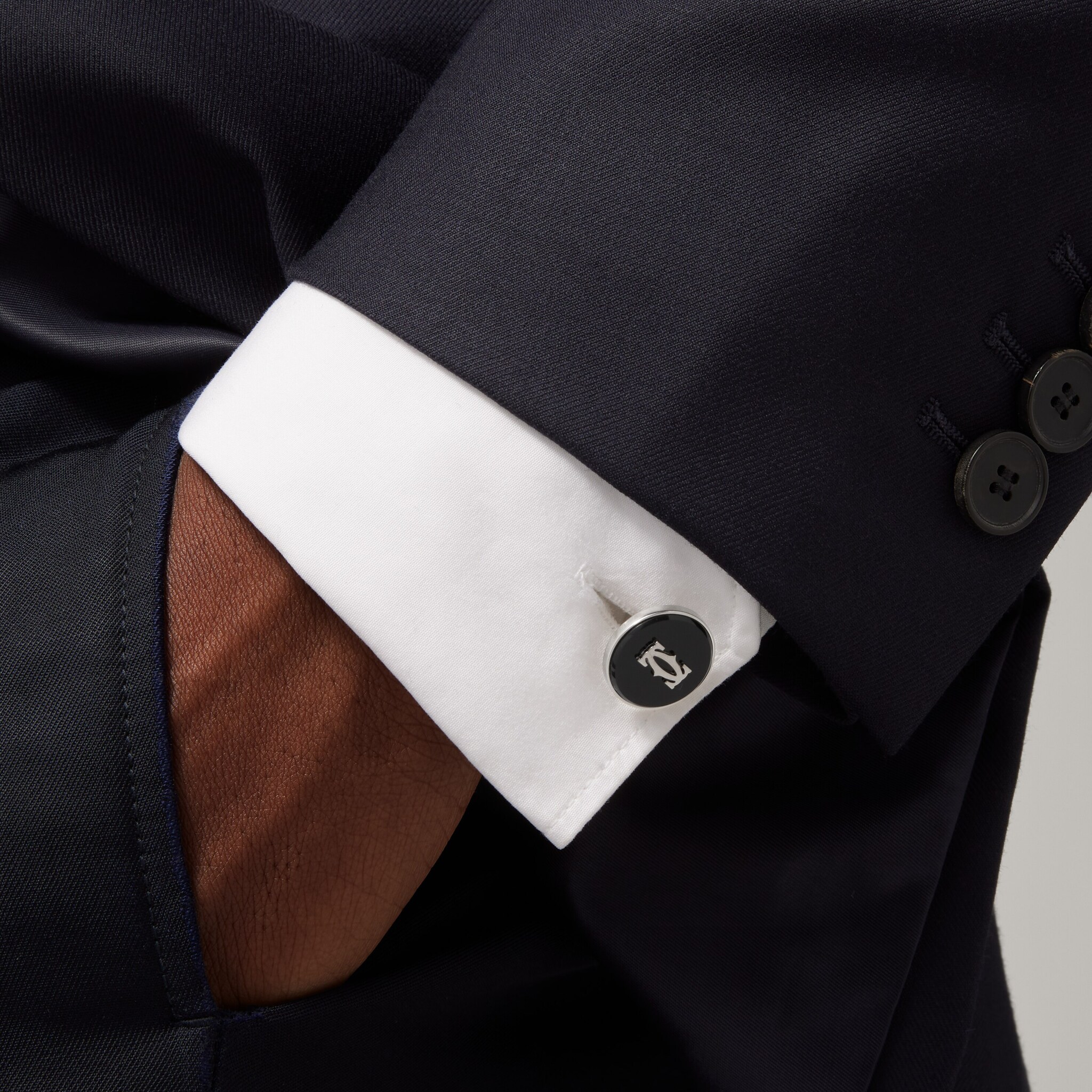 Double C de Cartier cufflinks in onyx