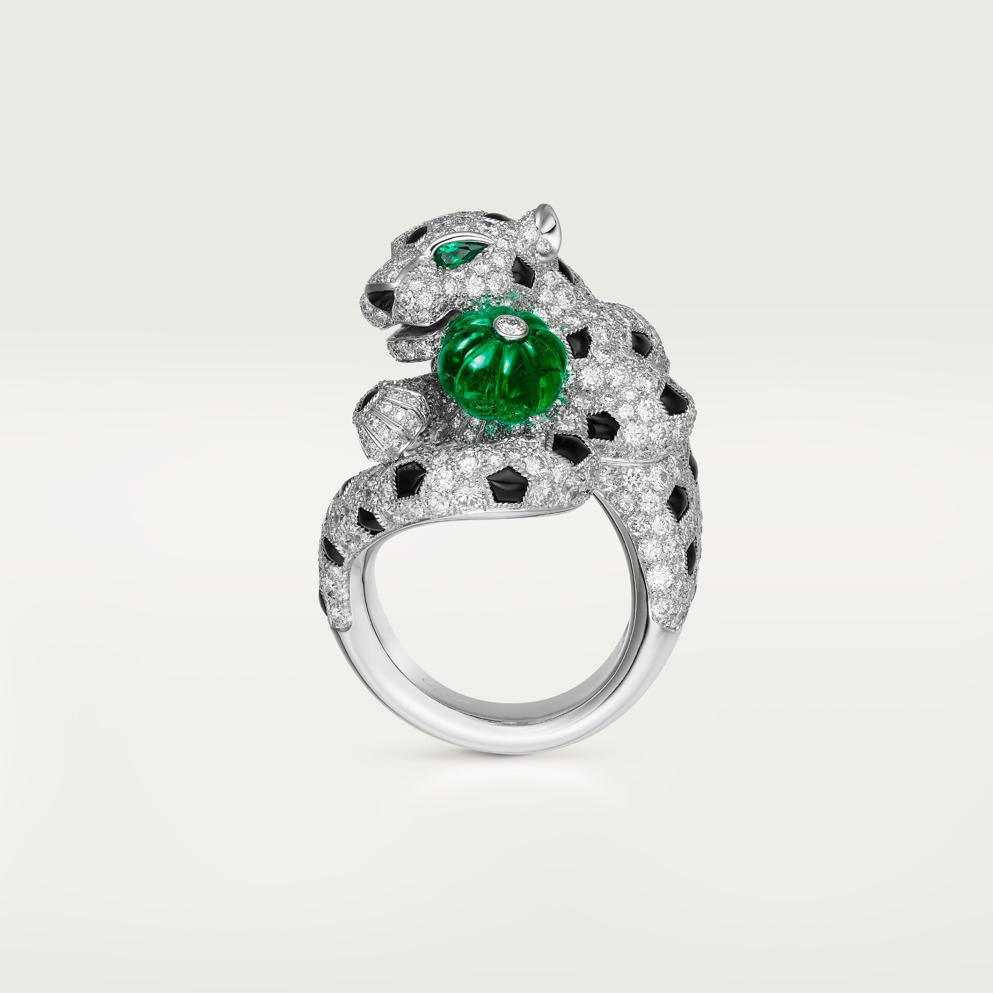 Panth&egrave;re de Cartier ring, melon-cut emerald, paved