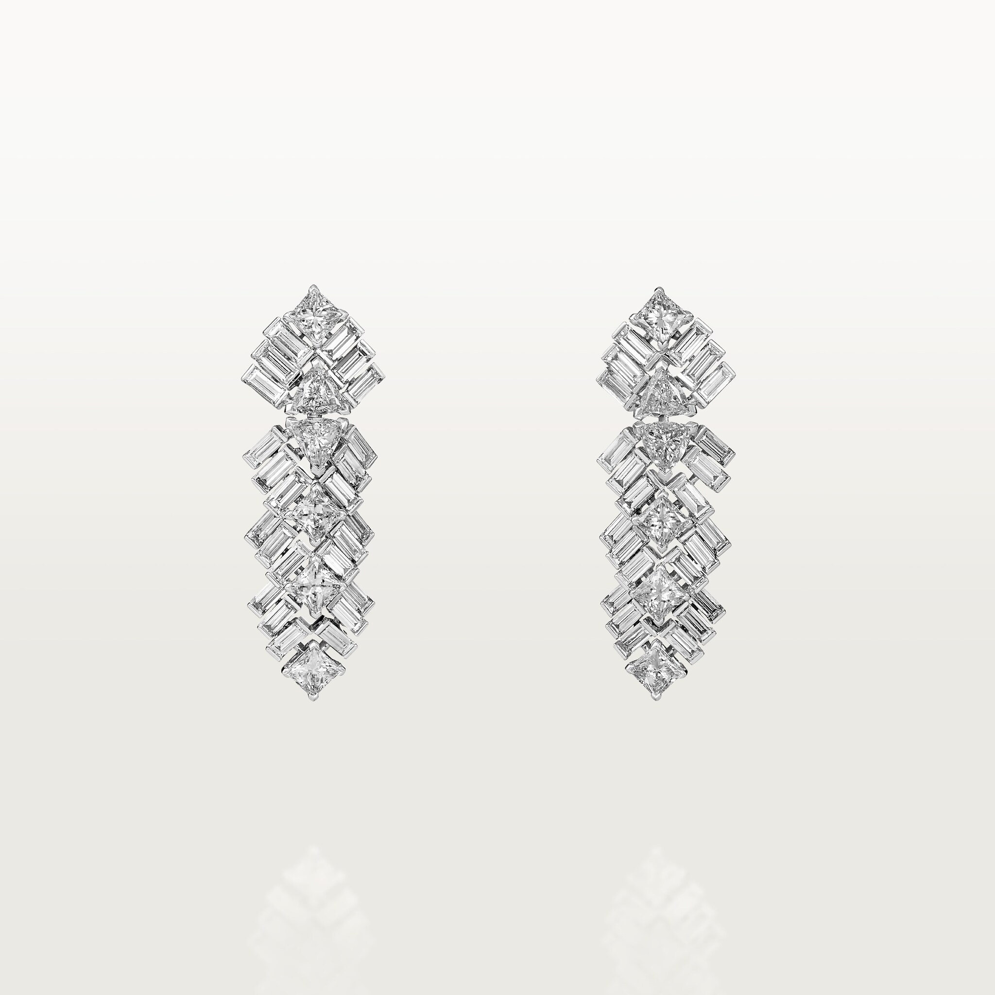 Reflection de Cartier earrings, diamonds