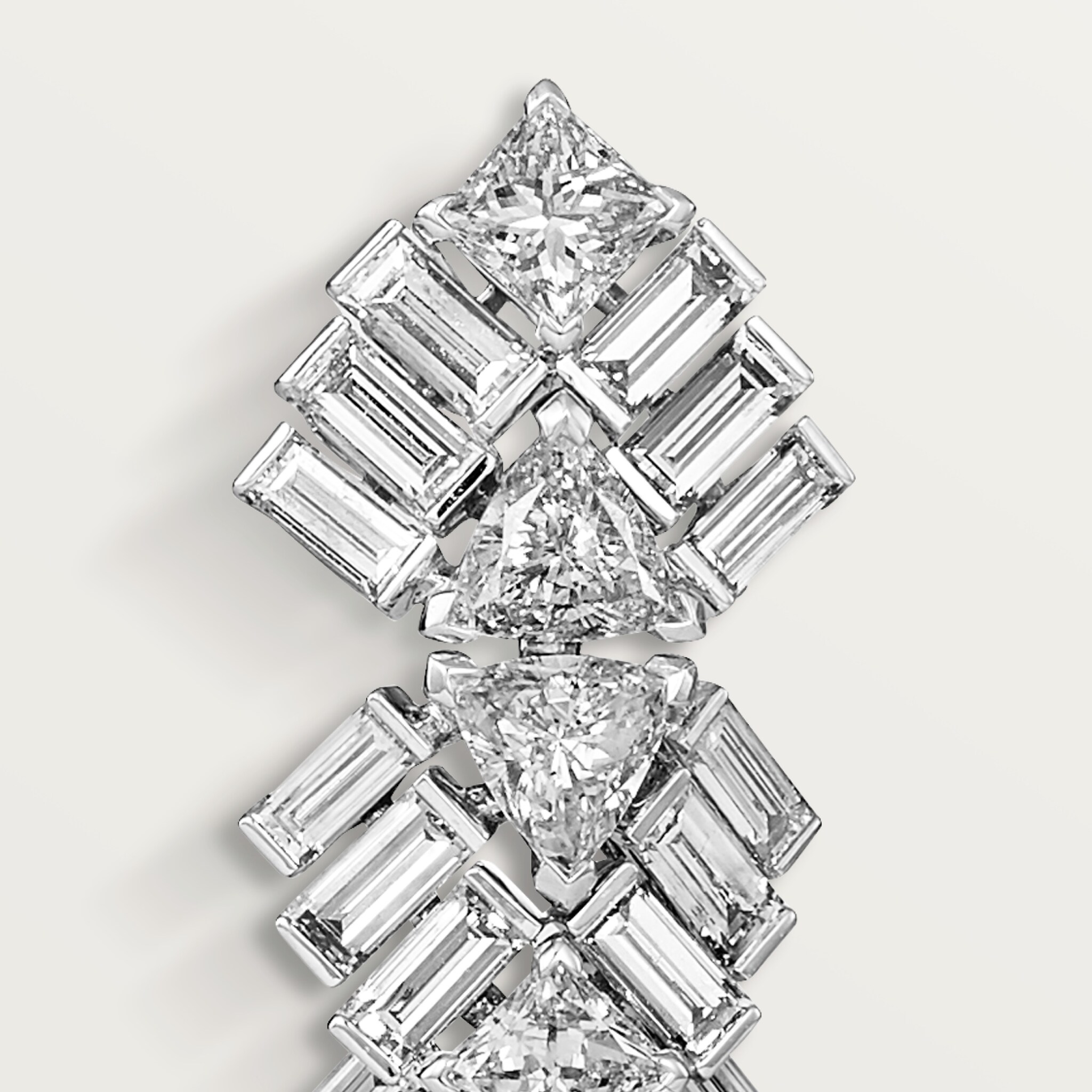 Reflection de Cartier earrings, diamonds