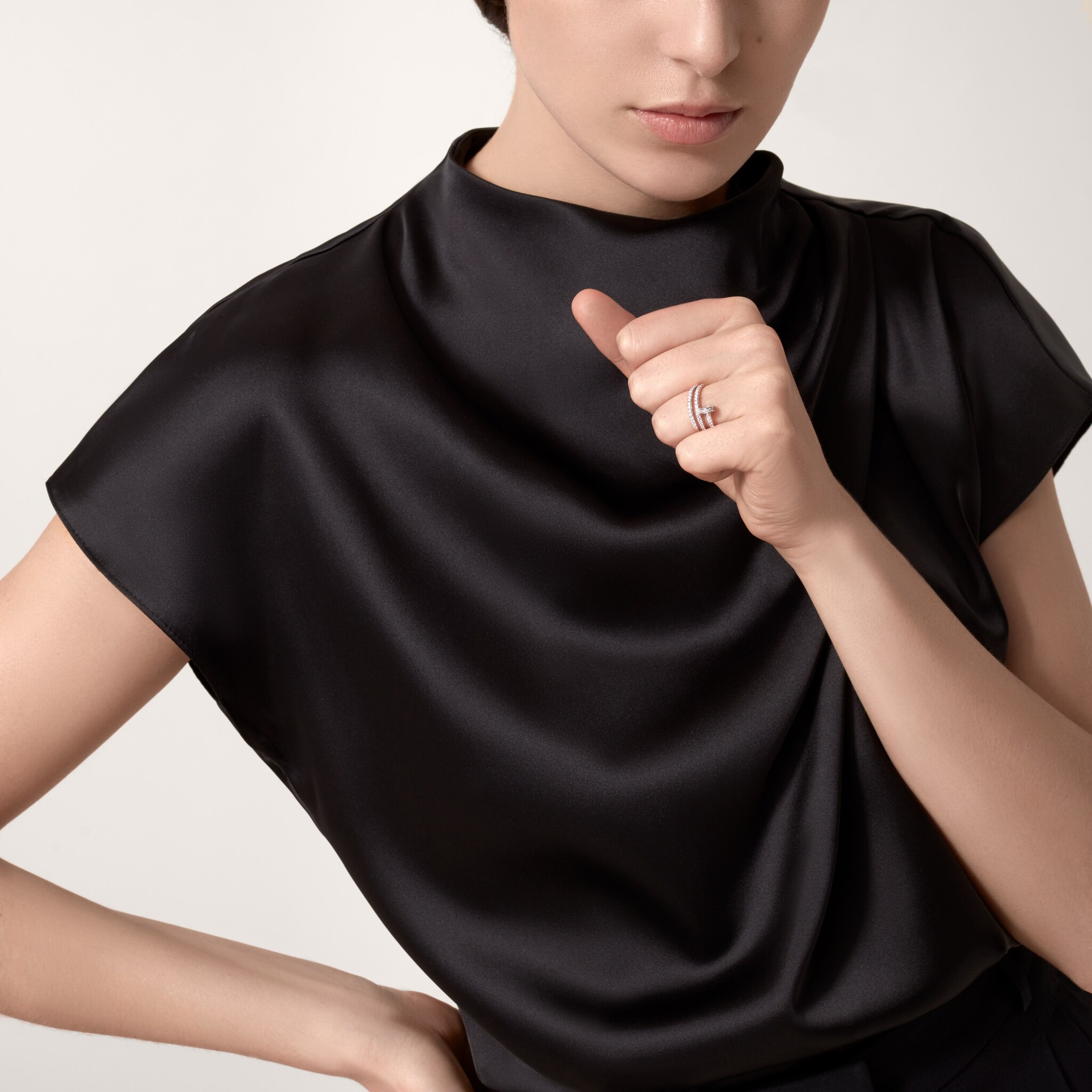 Juste un Clou ring, double, half-paved