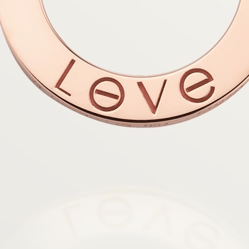 حلية متدلّية #LOVE# حلية متدلّية #LOVE#