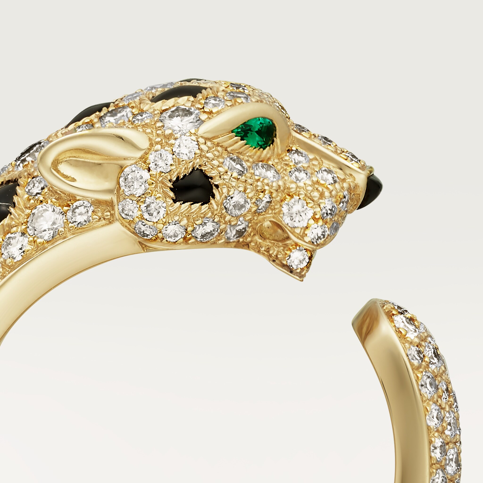 Panth&egrave;re de Cartier ring, medium model, half-paved, image 6