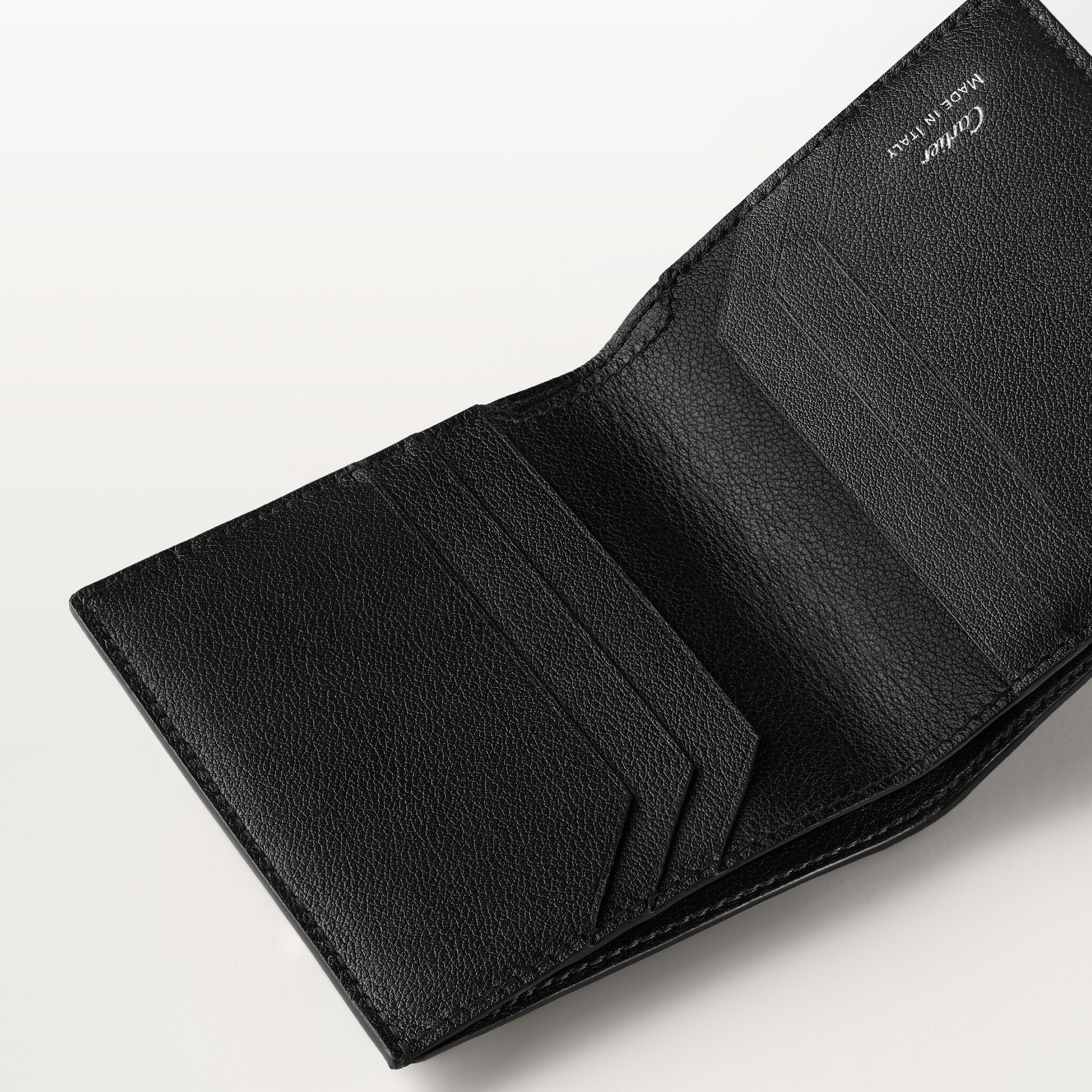 Wallet, Panth&egrave;re