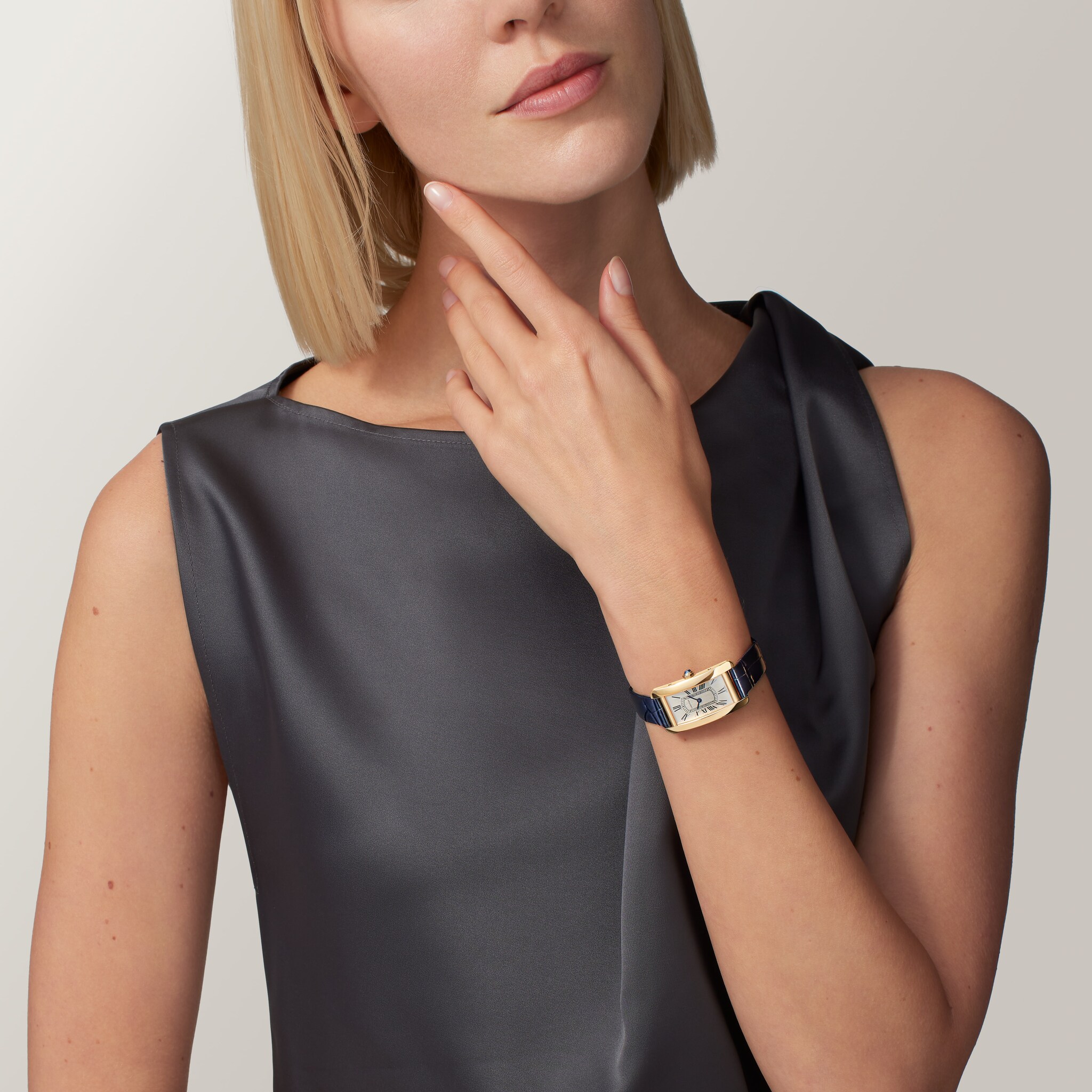 Tank Am&eacute;ricaine watch