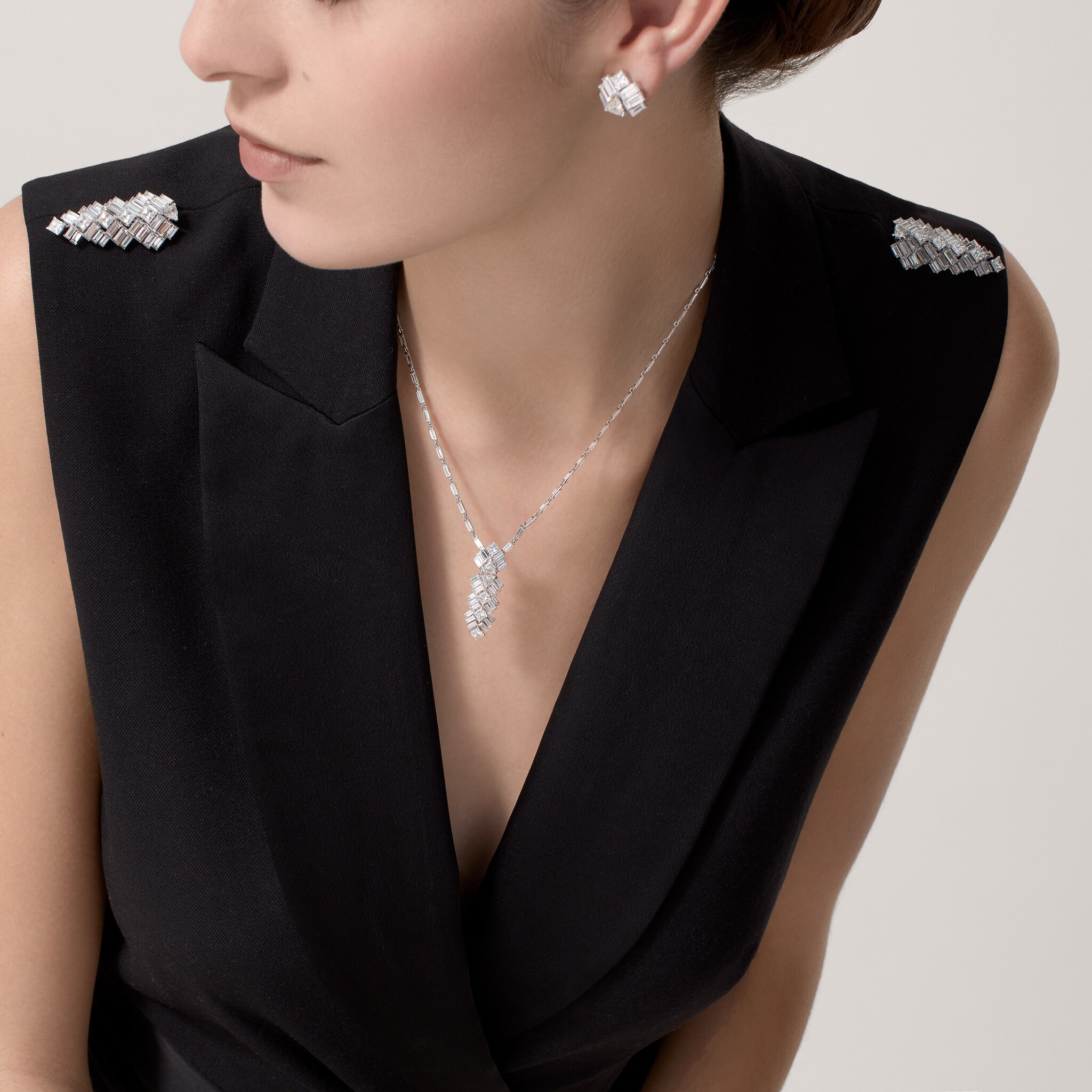 Reflection de Cartier necklace, diamonds