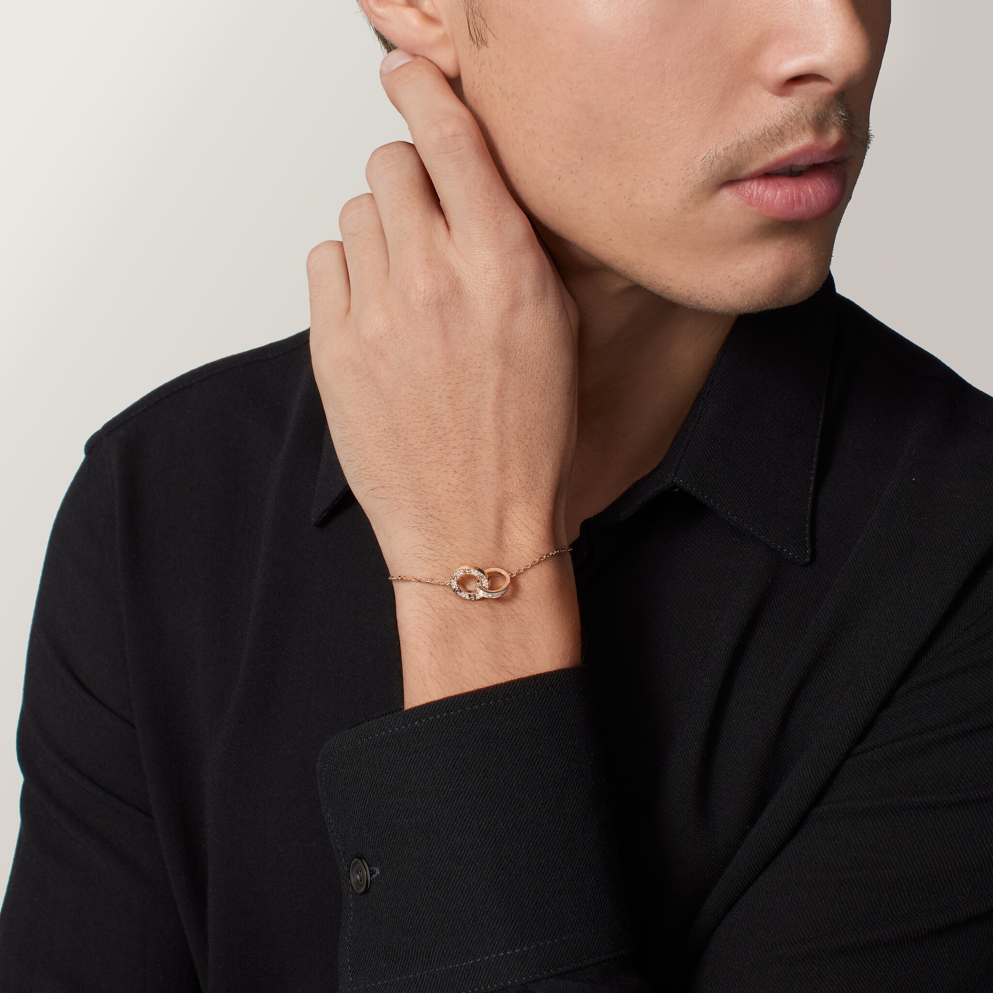 #LOVE# bracelet, on chain, paved