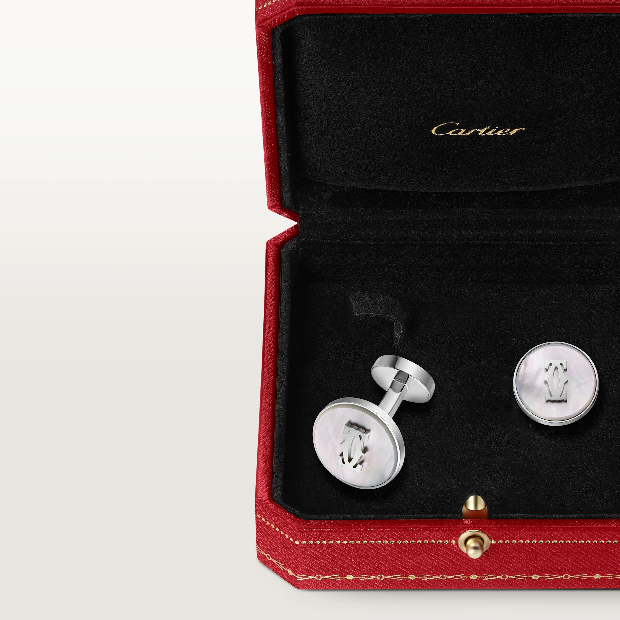 Double C de Cartier cufflinks in mother-of-pearl, image 5