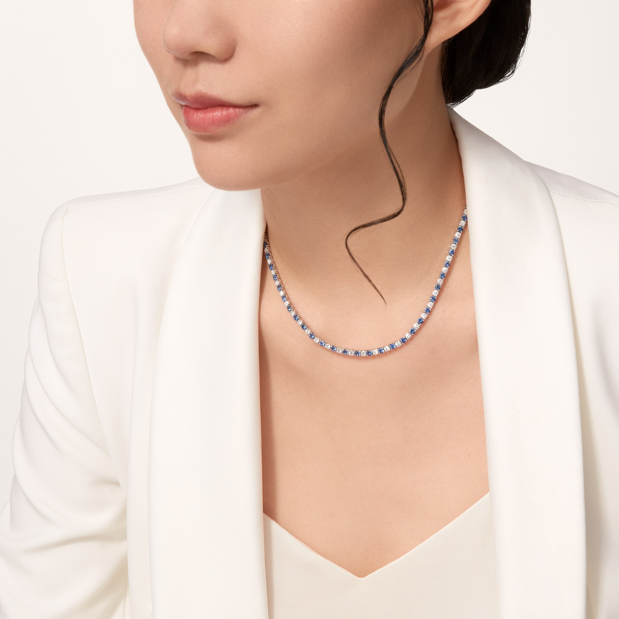 Essential Lines necklace, brilliant-cut sapphires and diamonds