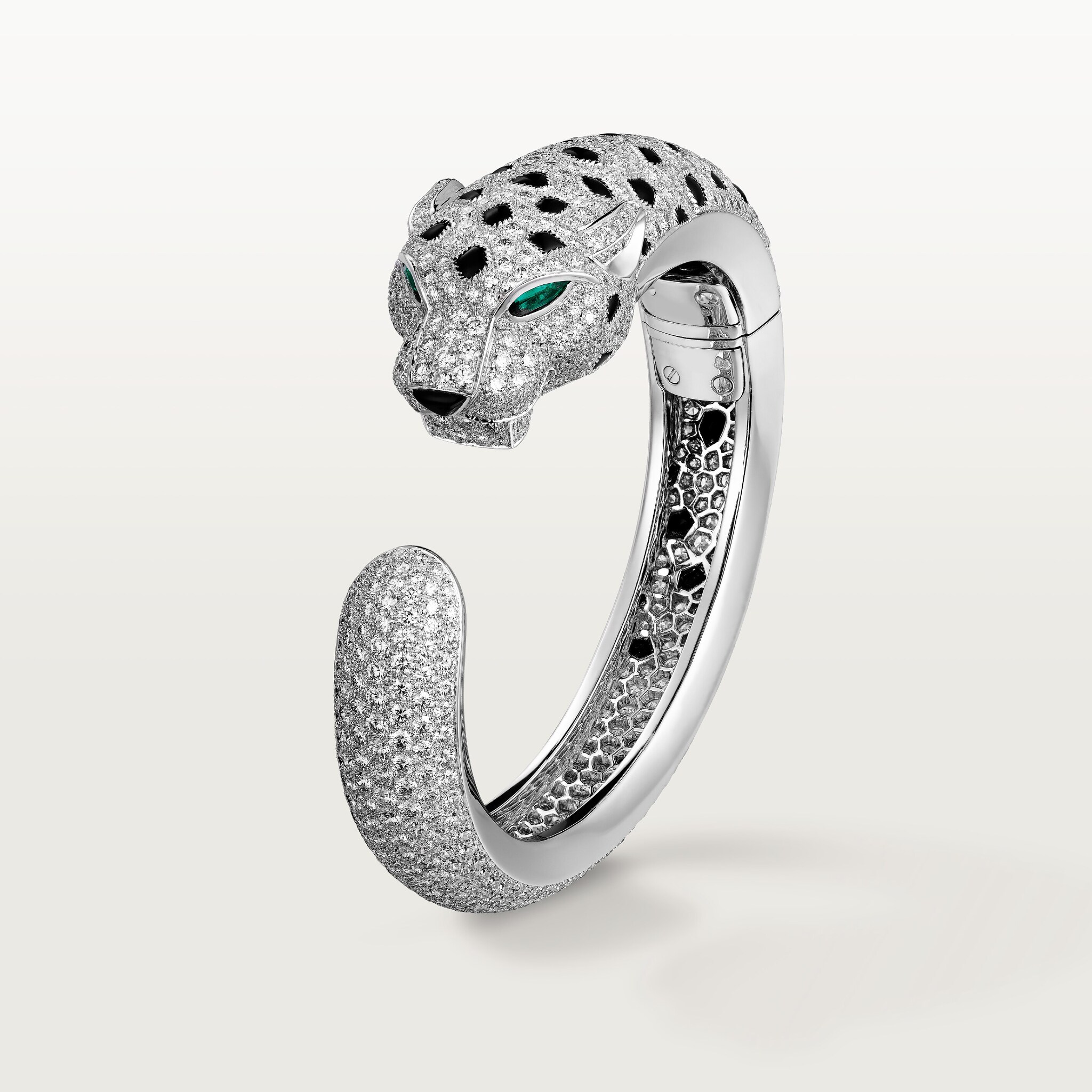 Panth&egrave;re de Cartier bracelet, paved 