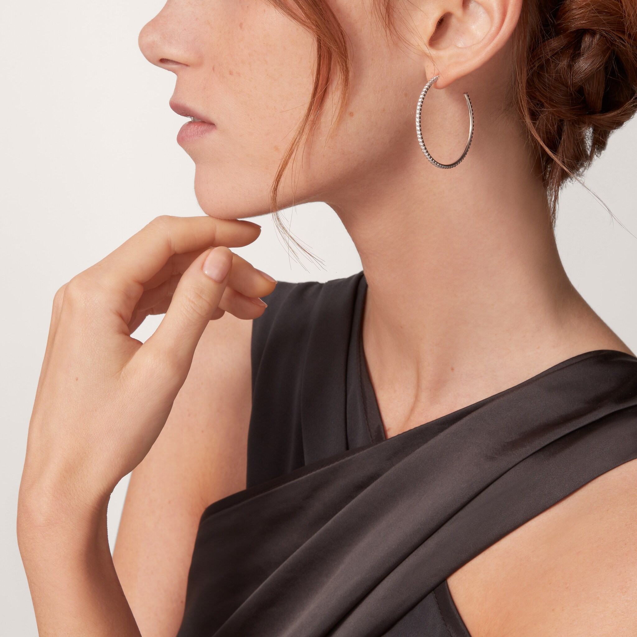 Etincelle de Cartier hoop earrings, large model, paved