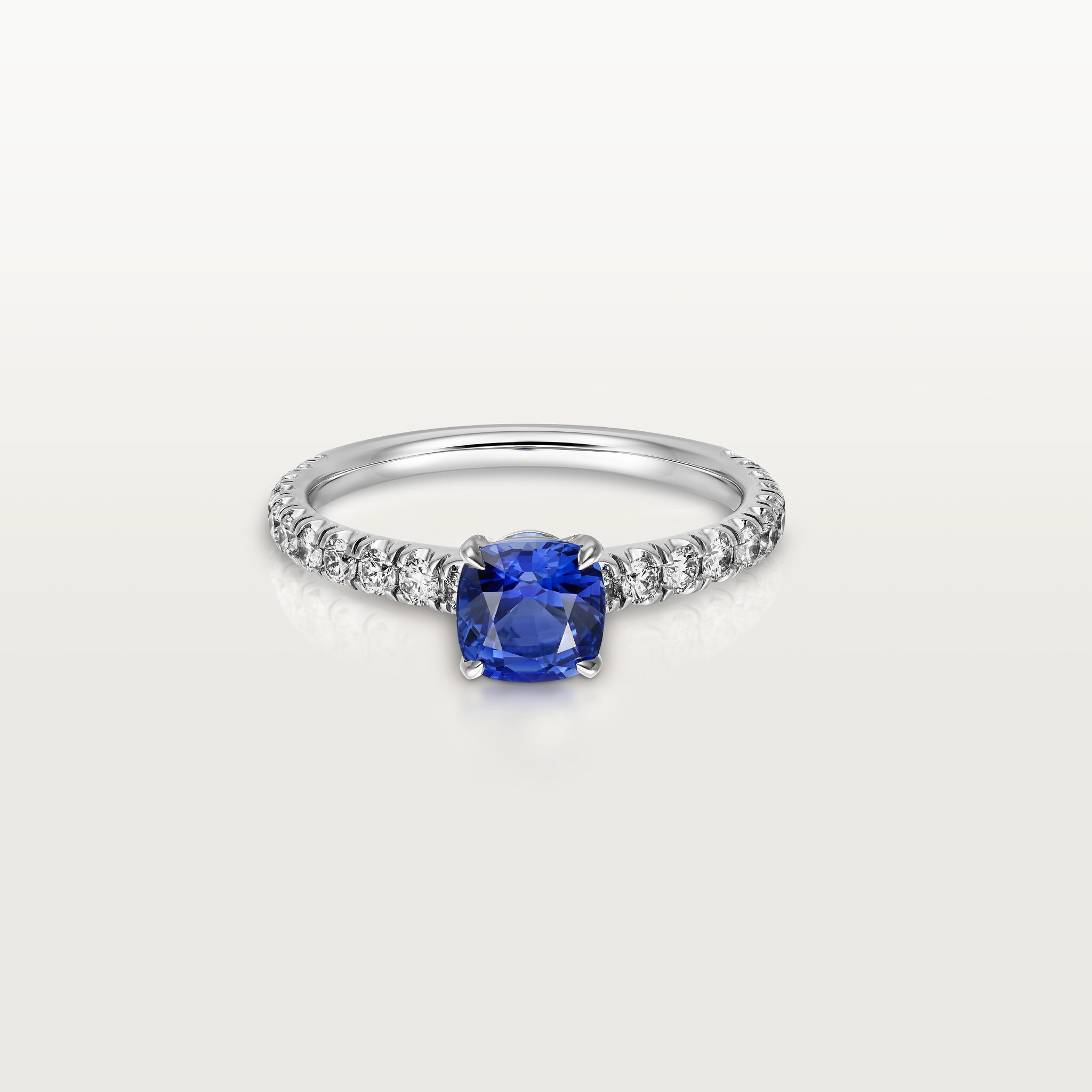 1895 solitaire, cushion-cut sapphire, paved 