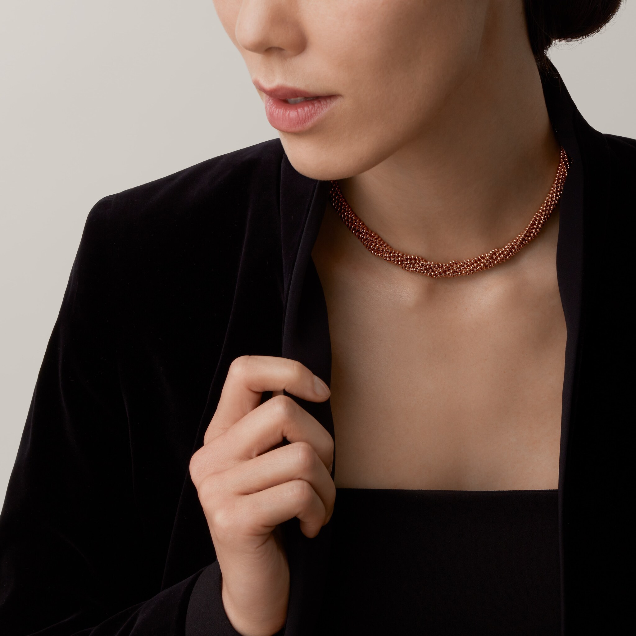 Agrafe long necklace, semi-paved, image 5