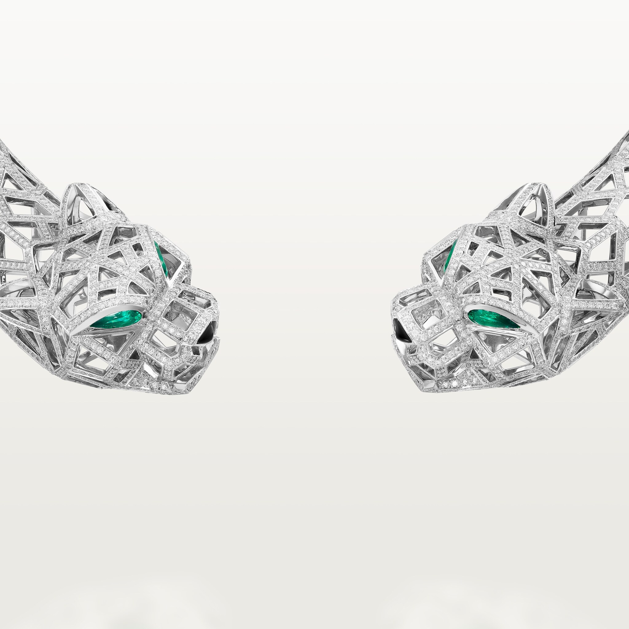 Panth&egrave;re de Cartier necklace, paved