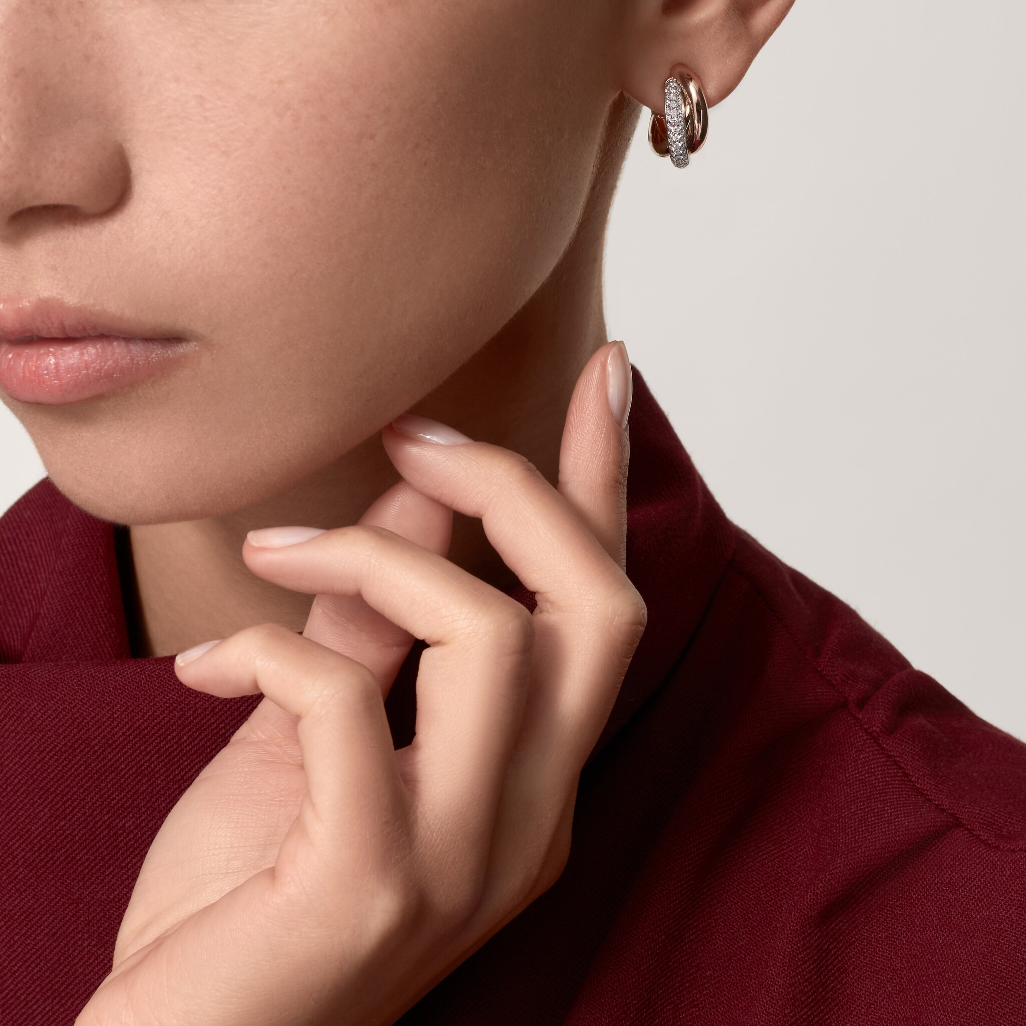 Trinity earrings, classic model, half-paved