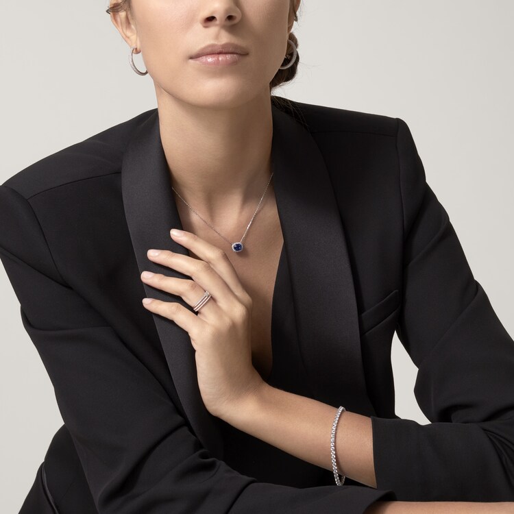 Cartier essential lines bracelet Clearance