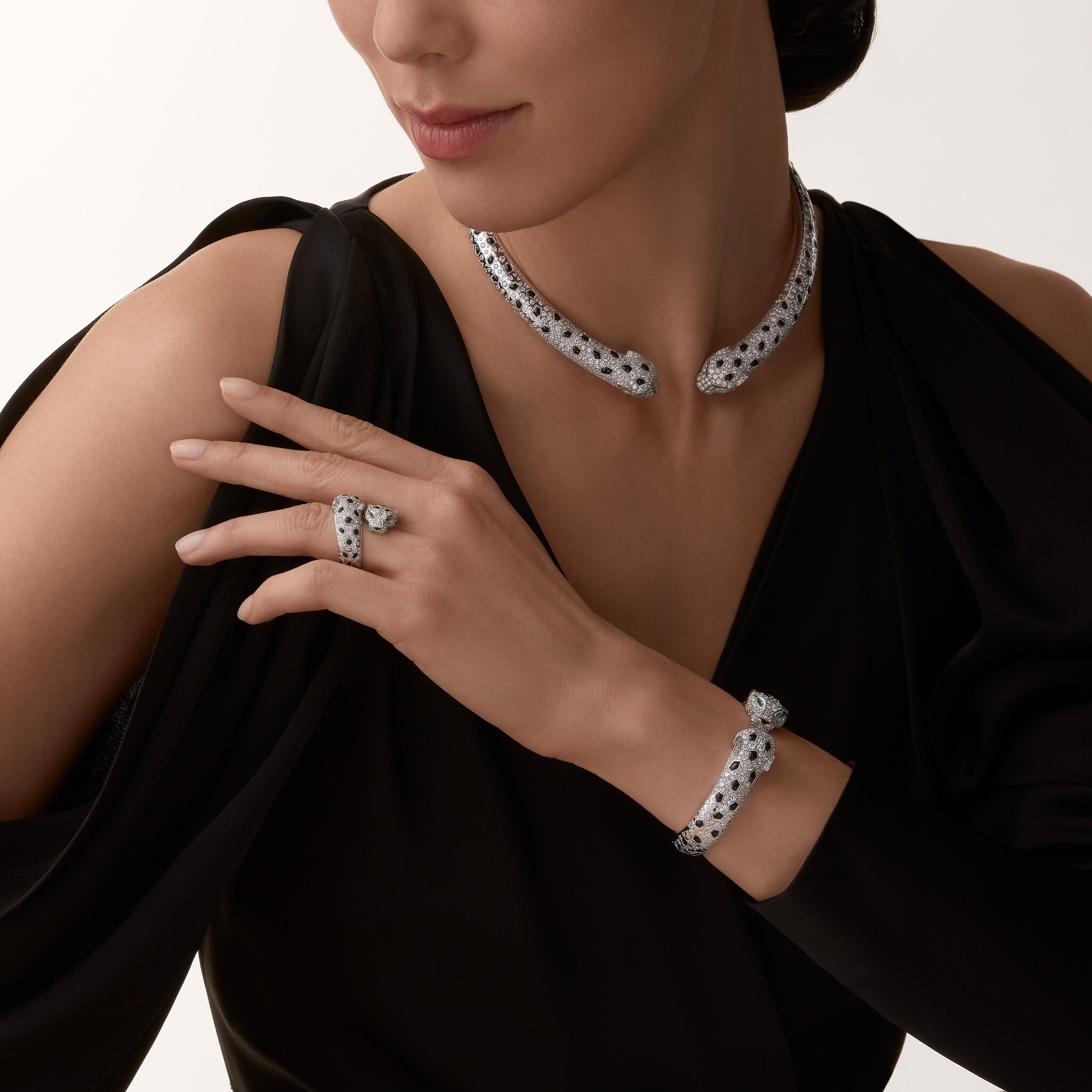 Panth&egrave;re de Cartier bracelet, articulated, paved 