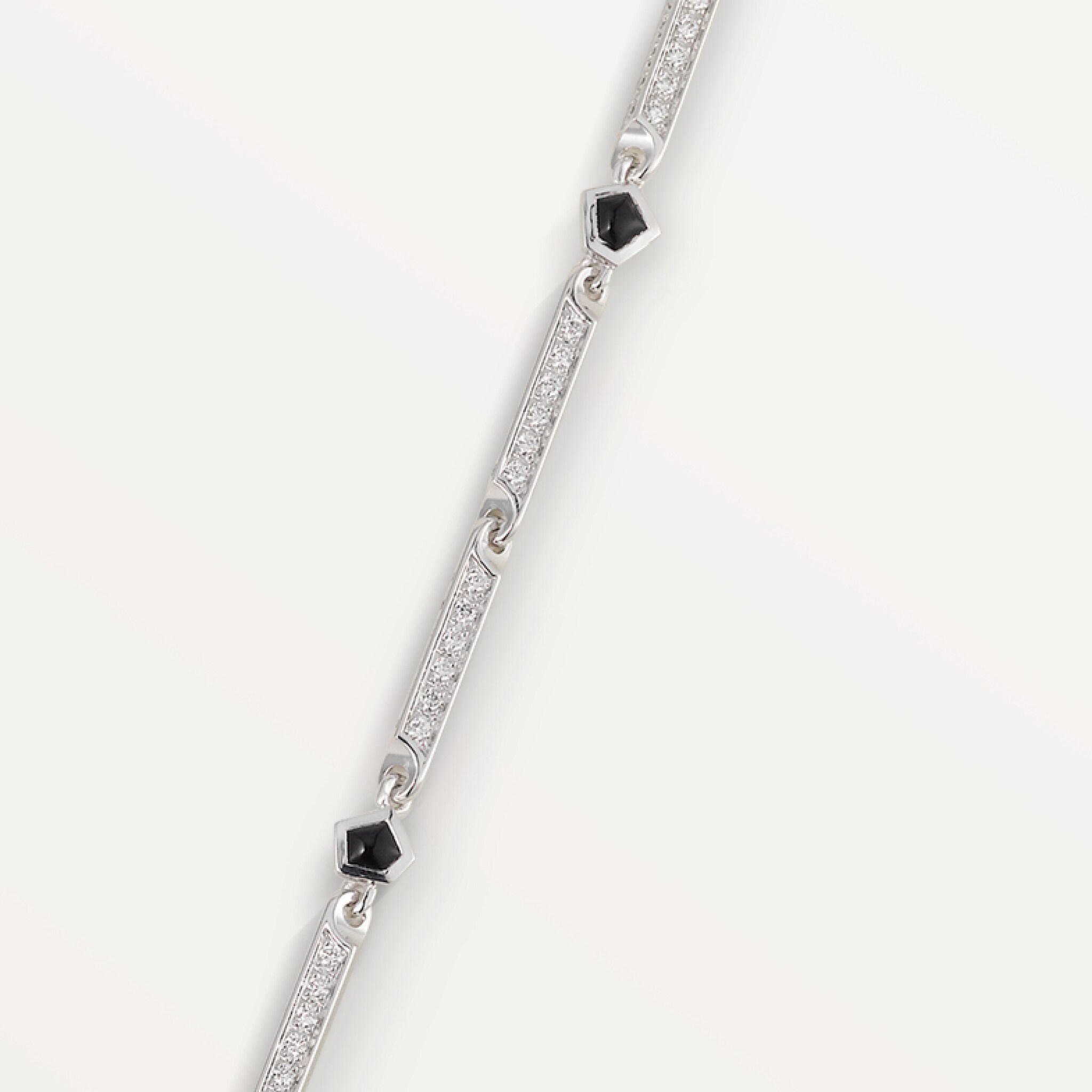 Panth&egrave;re de Cartier necklace, emerald, paved , image 9