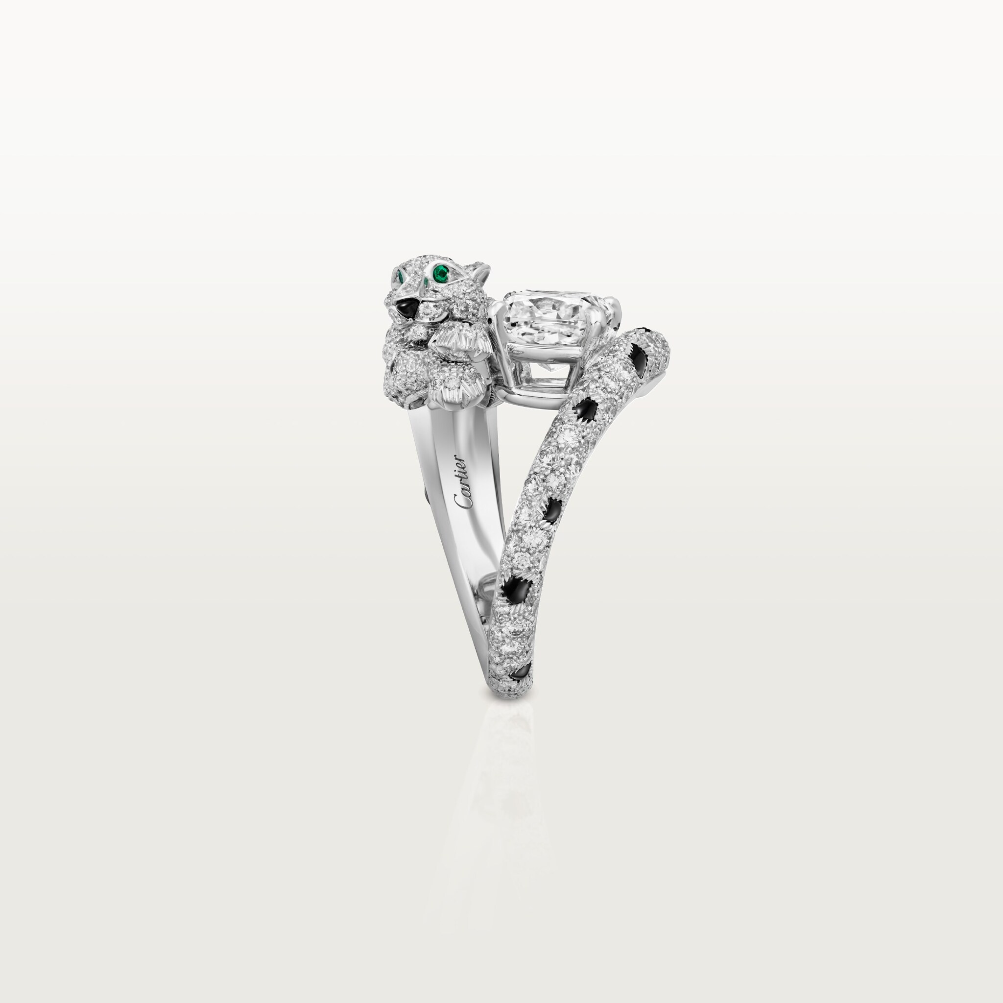 Panth&egrave;re de Cartier ring, cushion-cut diamond, paved , image 7