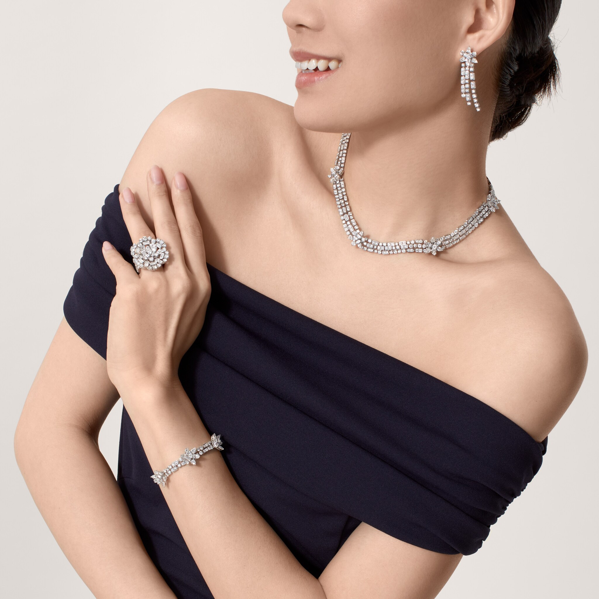 Diamond Collection earrings, diamonds