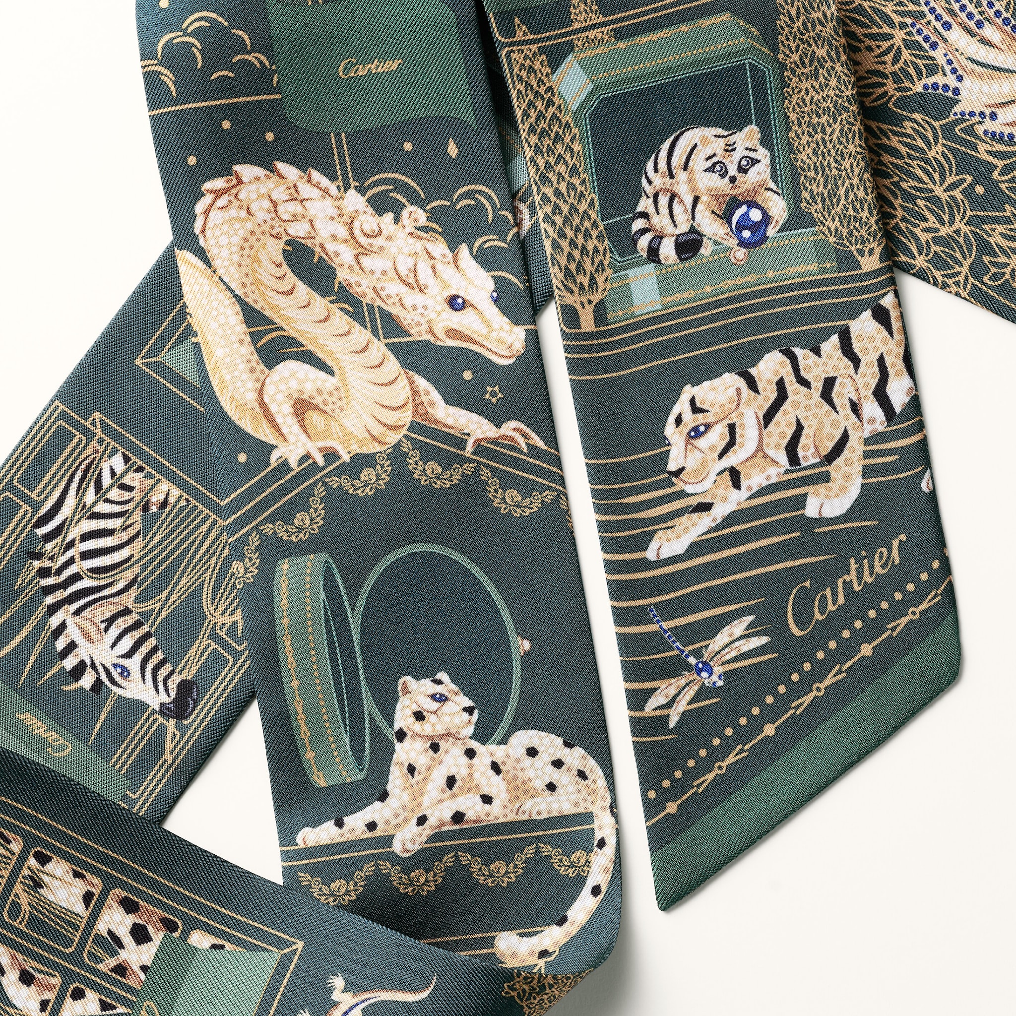 Bandeau, Precious Address