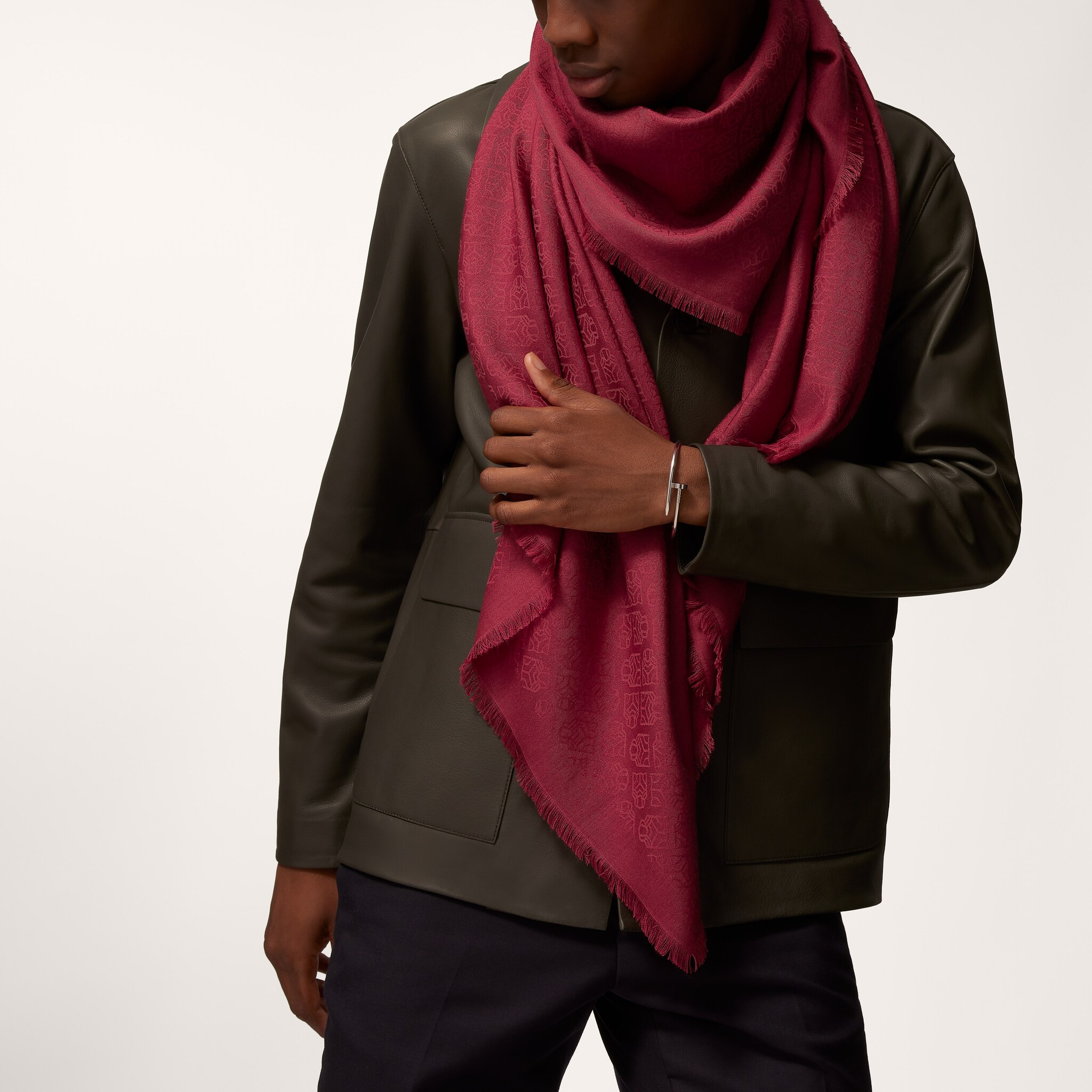 Shawl, Panth&egrave;re Graphique