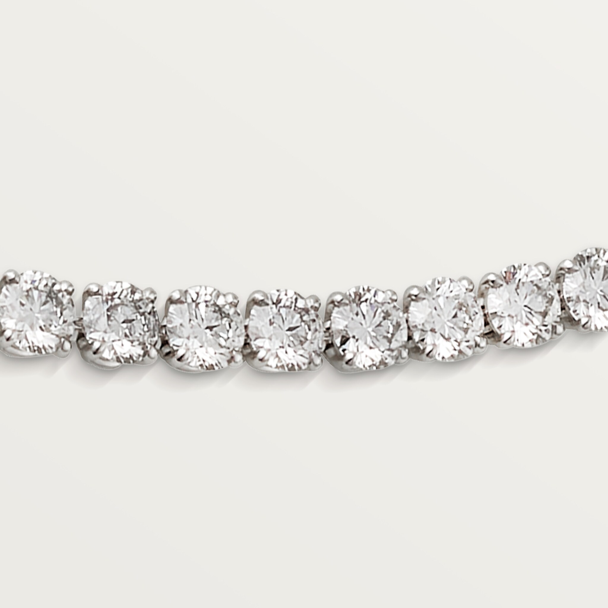 Lignes Essentielles necklace, brilliant-cut diamonds