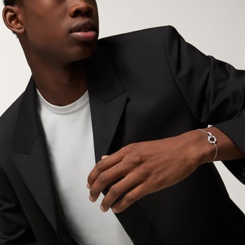 #LOVE# bracelet, on chain, paved #LOVE# bracelet, on chain, paved