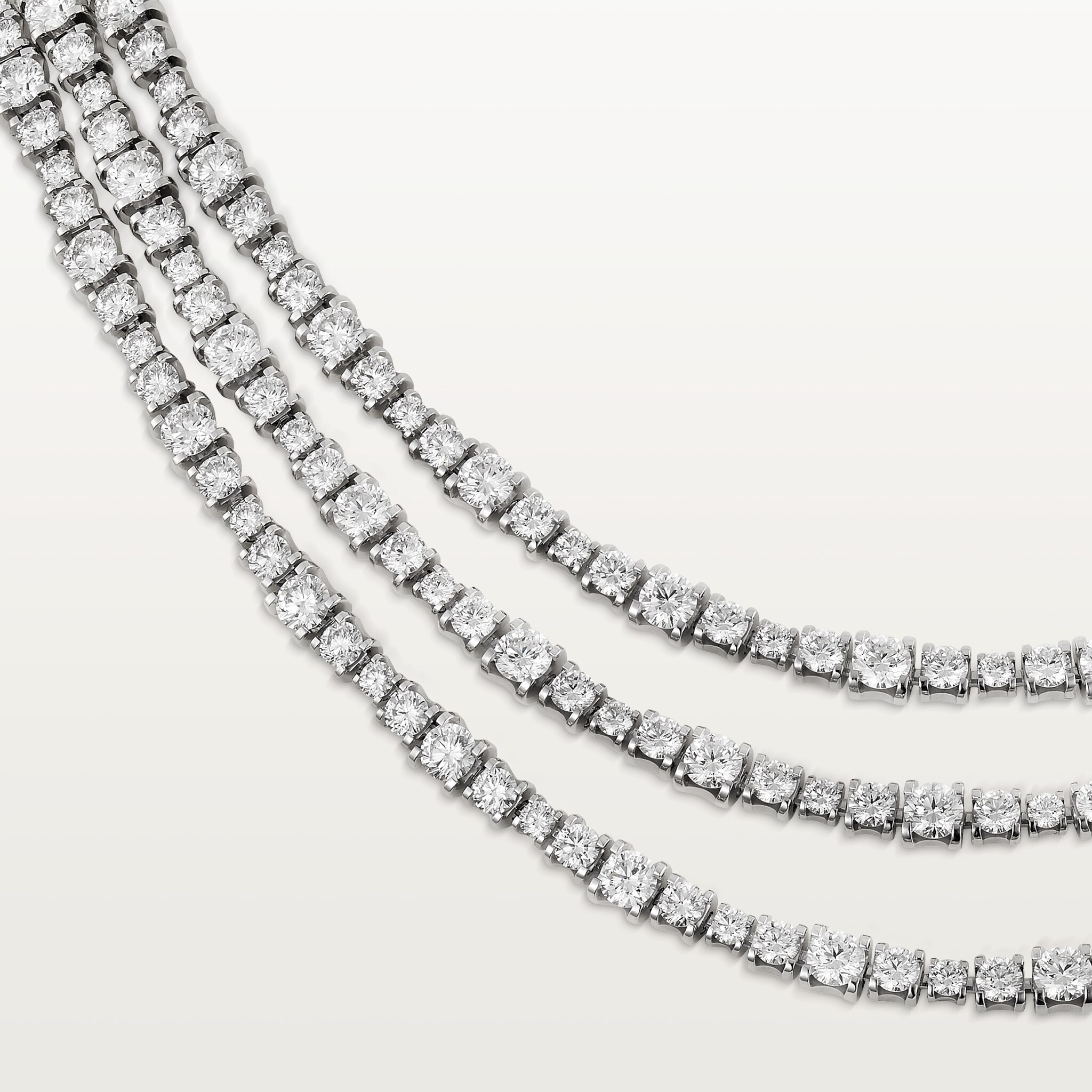 Lignes Essentielles necklace, brilliant-cut diamonds