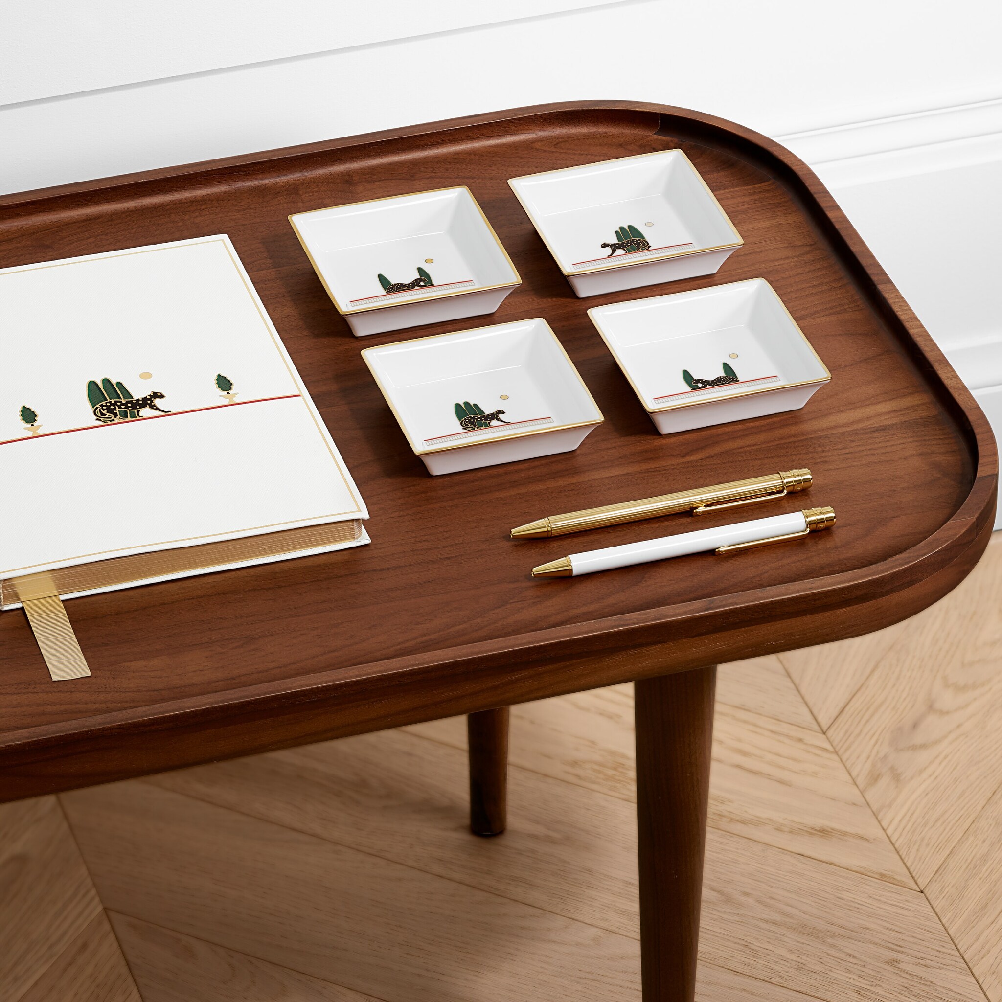 Panth&egrave;re de Cartier notebook, image 1