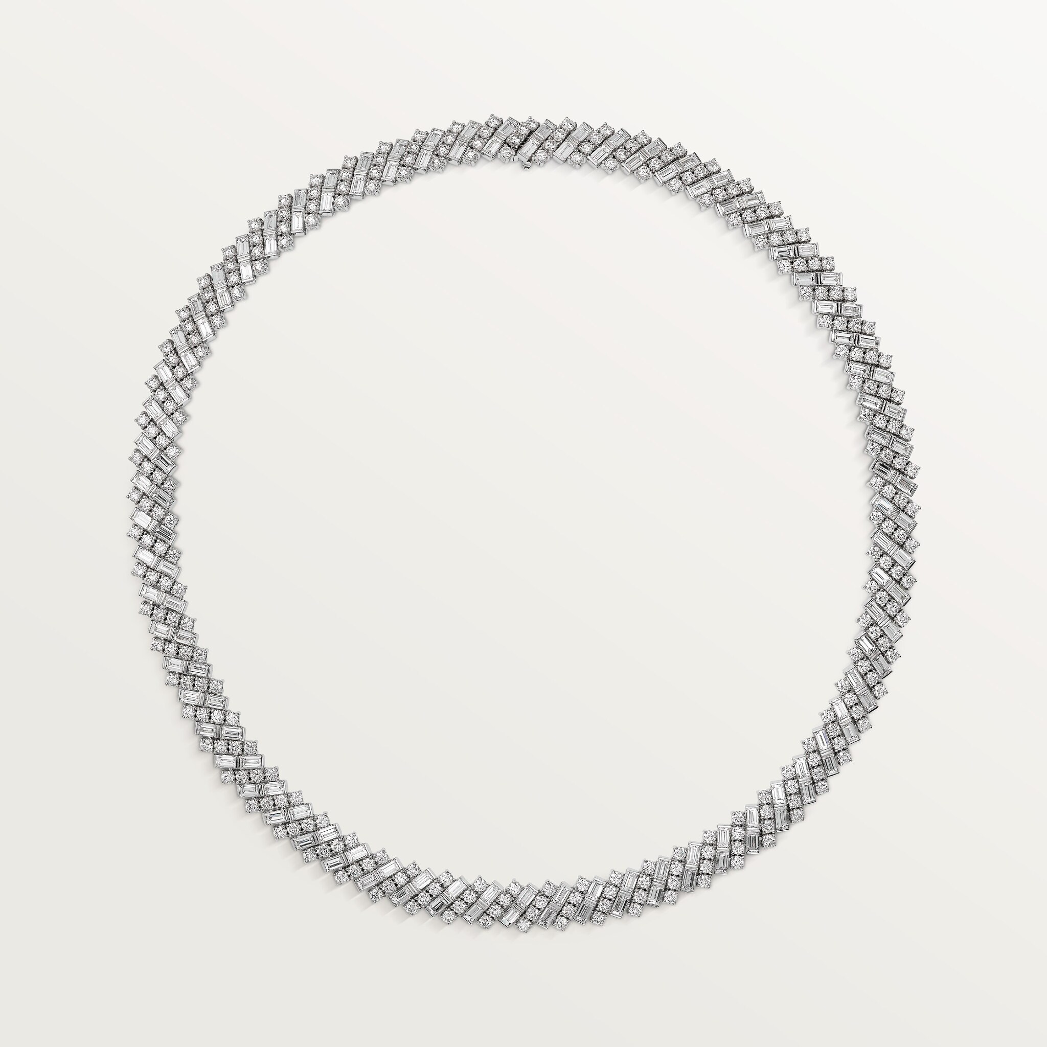 Reflection de Cartier necklace, diamonds