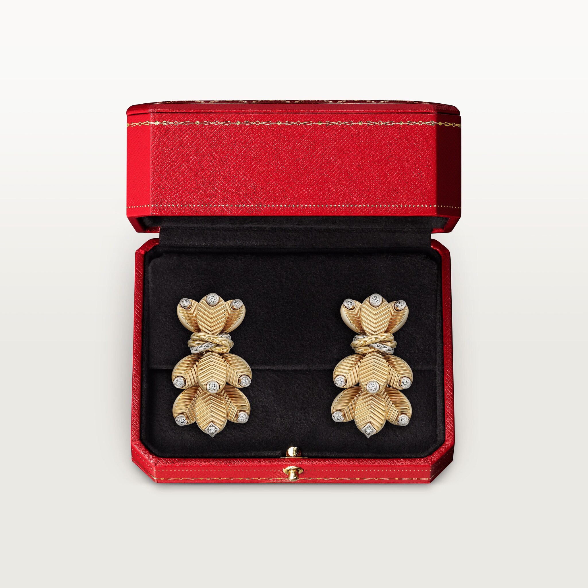 Grain de Caf&eacute; earrings, diamonds, image 6