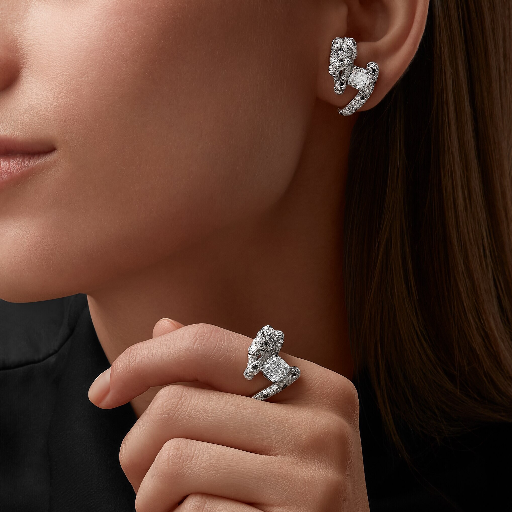 Panth&egrave;re de Cartier earrings, cushion-cut diamond, paved