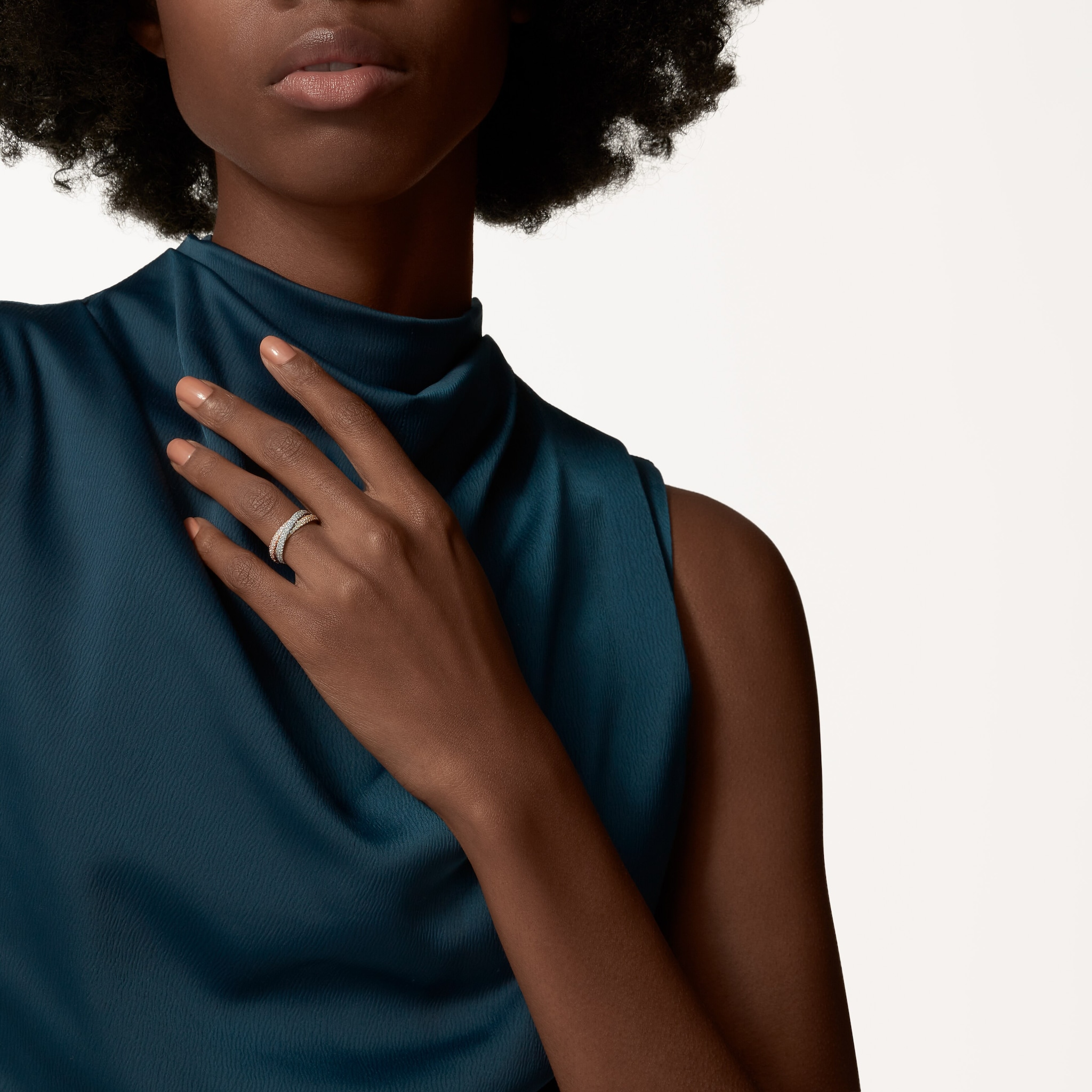 Trinity ring, small model, paved